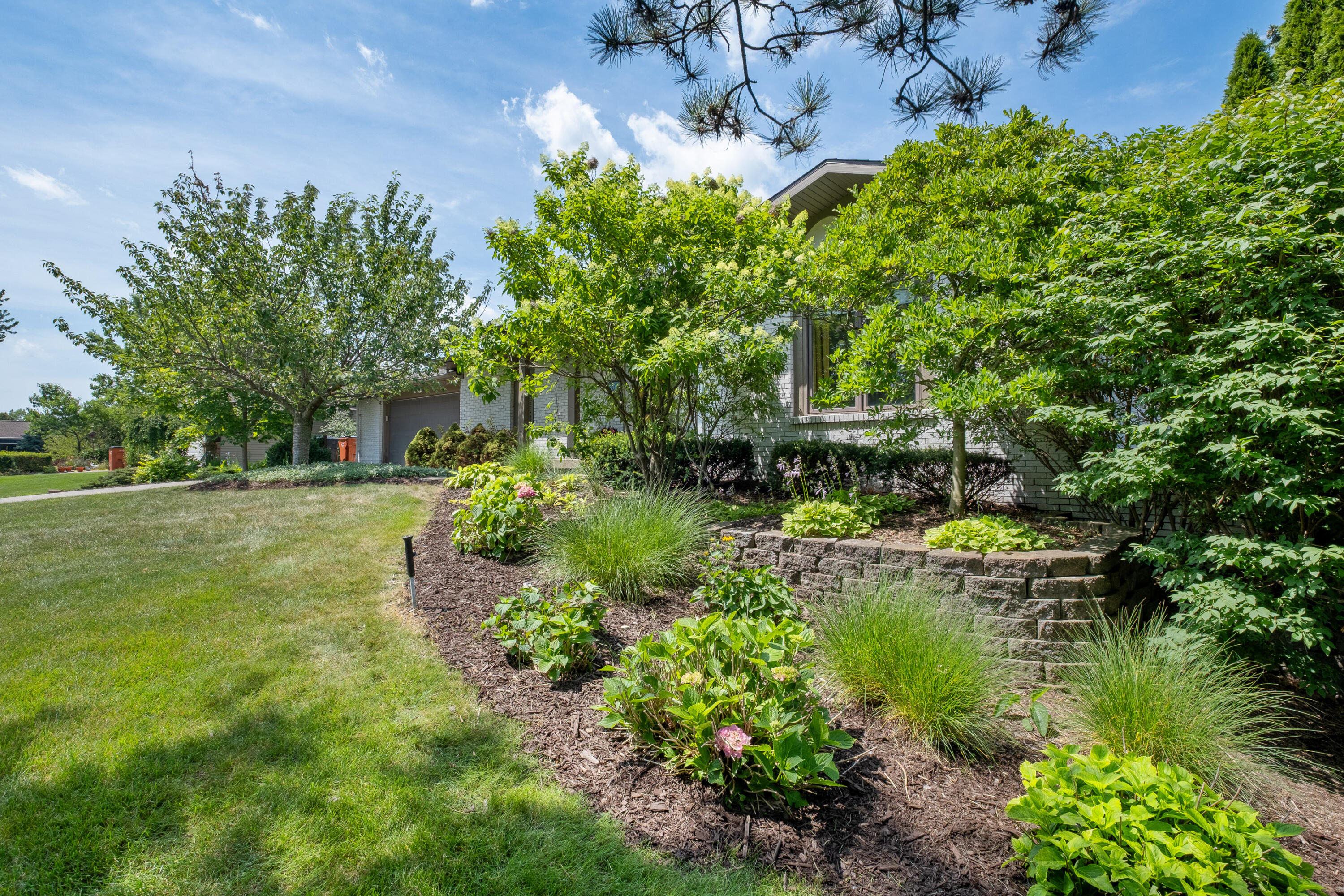 6189 Belding Road NE Rockford MI 49341
