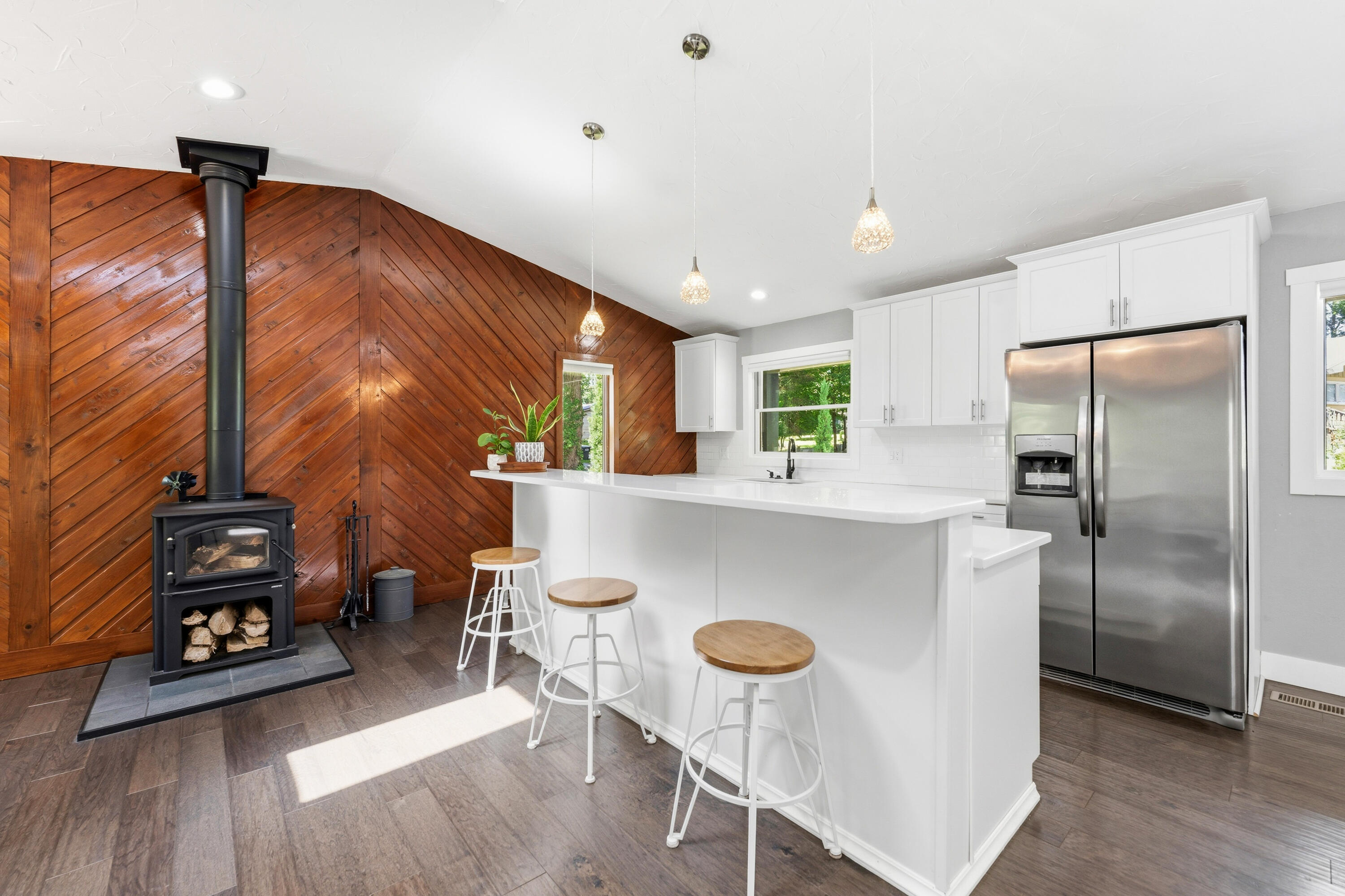 6834 Cherry Street Coloma MI 49038