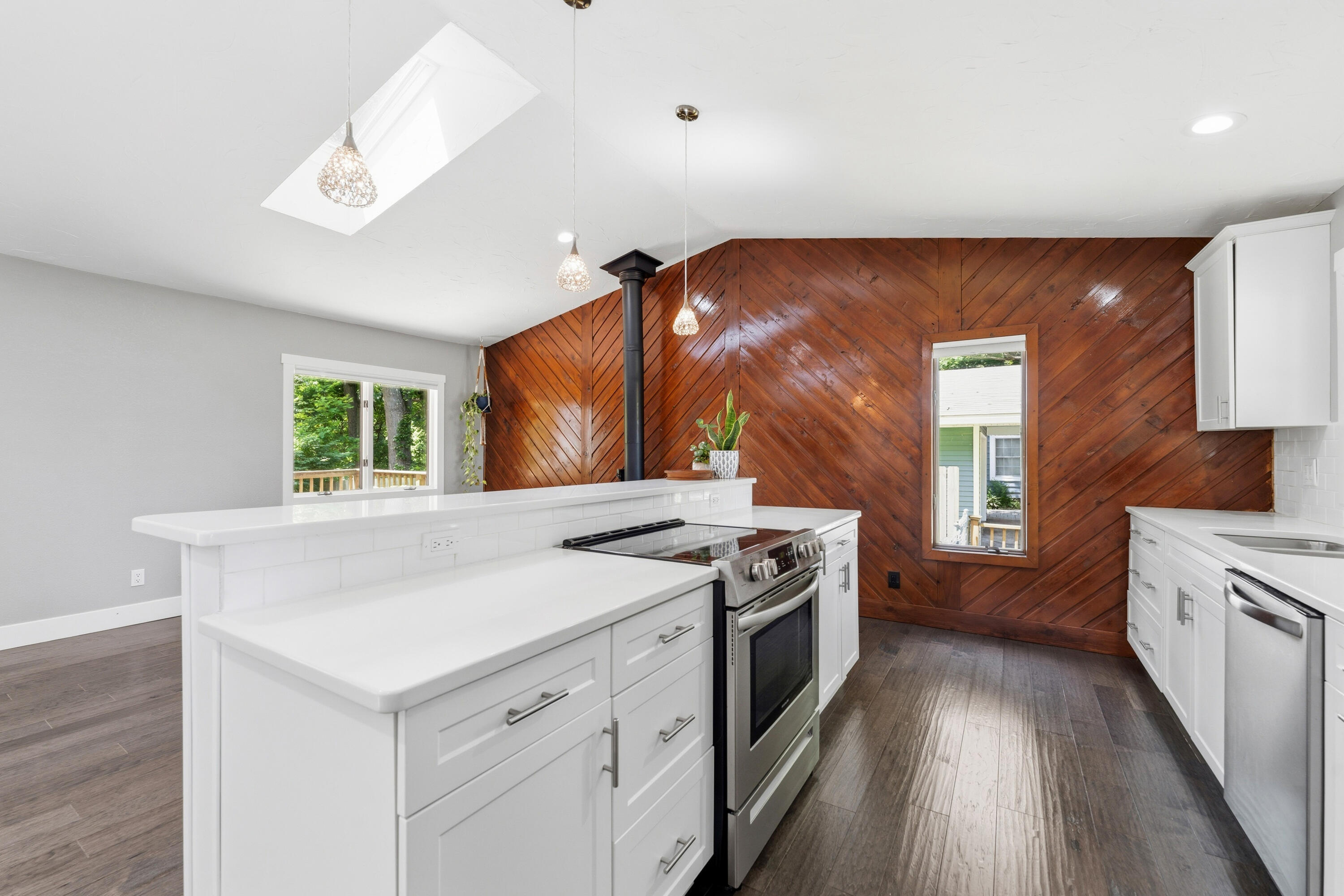 6834 Cherry Street Coloma MI 49038