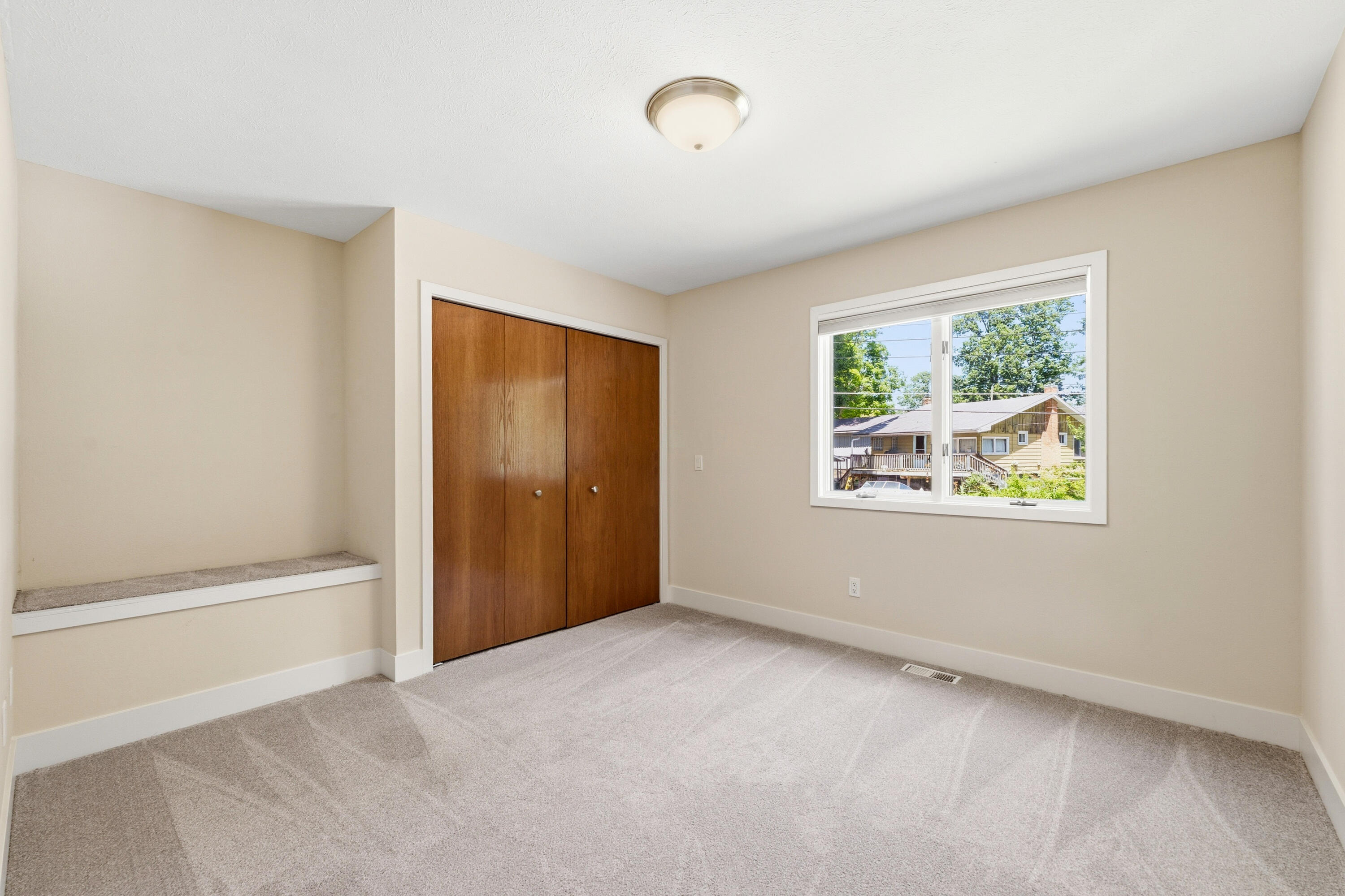 6834 Cherry Street Coloma MI 49038