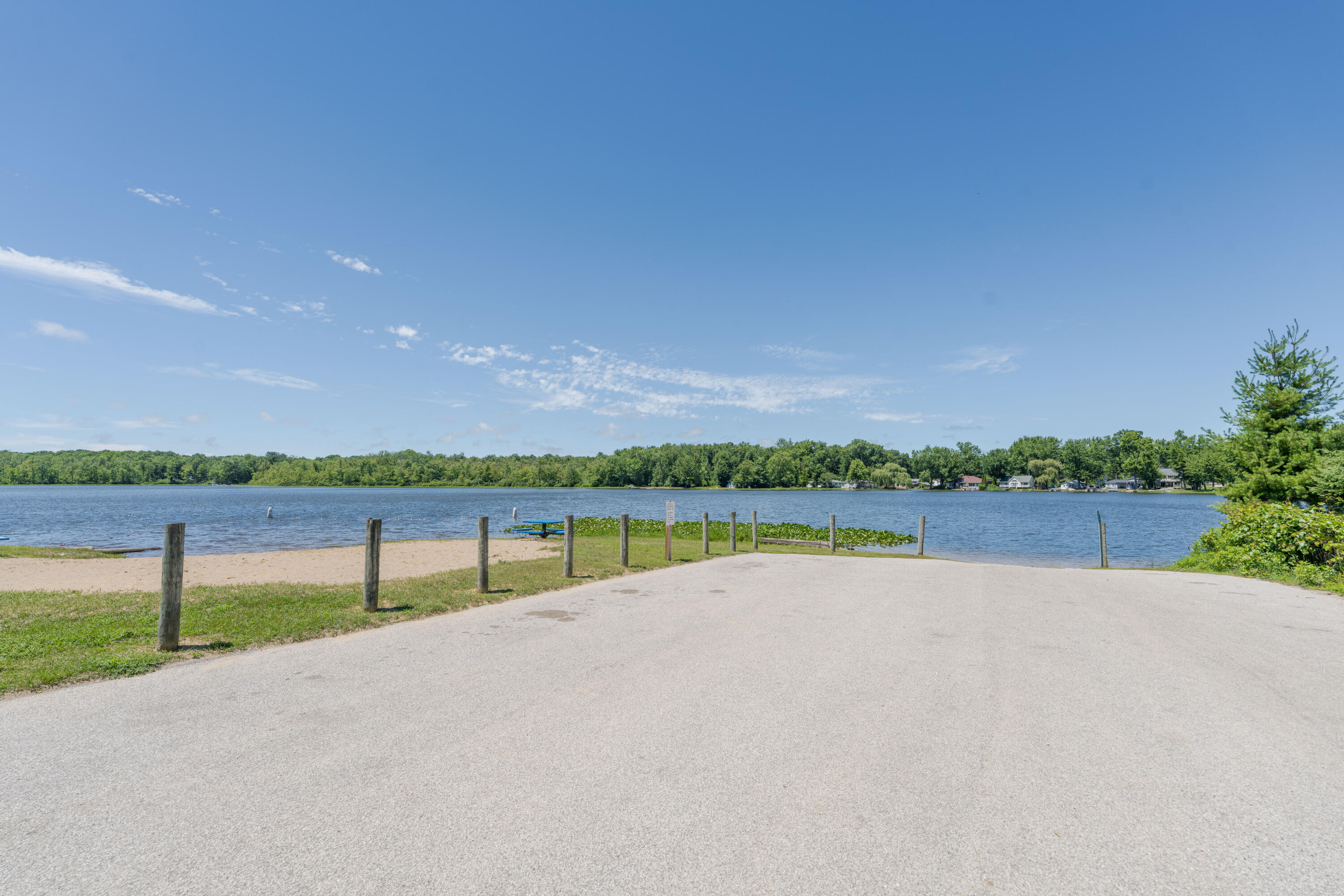 6834 Cherry Street Coloma MI 49038