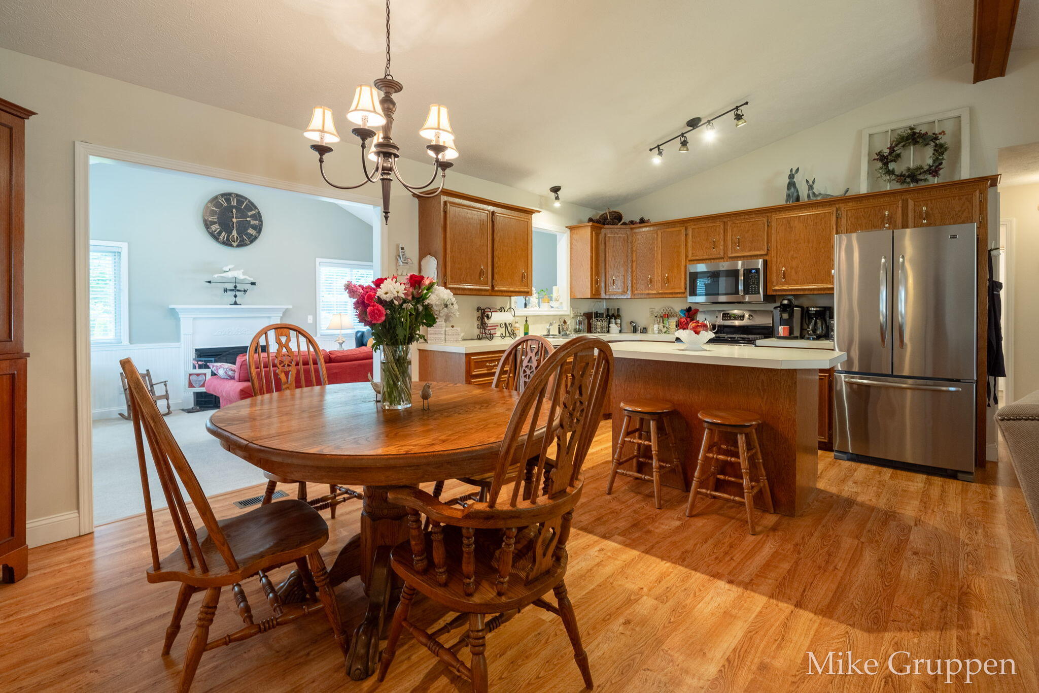 2565 Spring Court Zeeland MI 49464