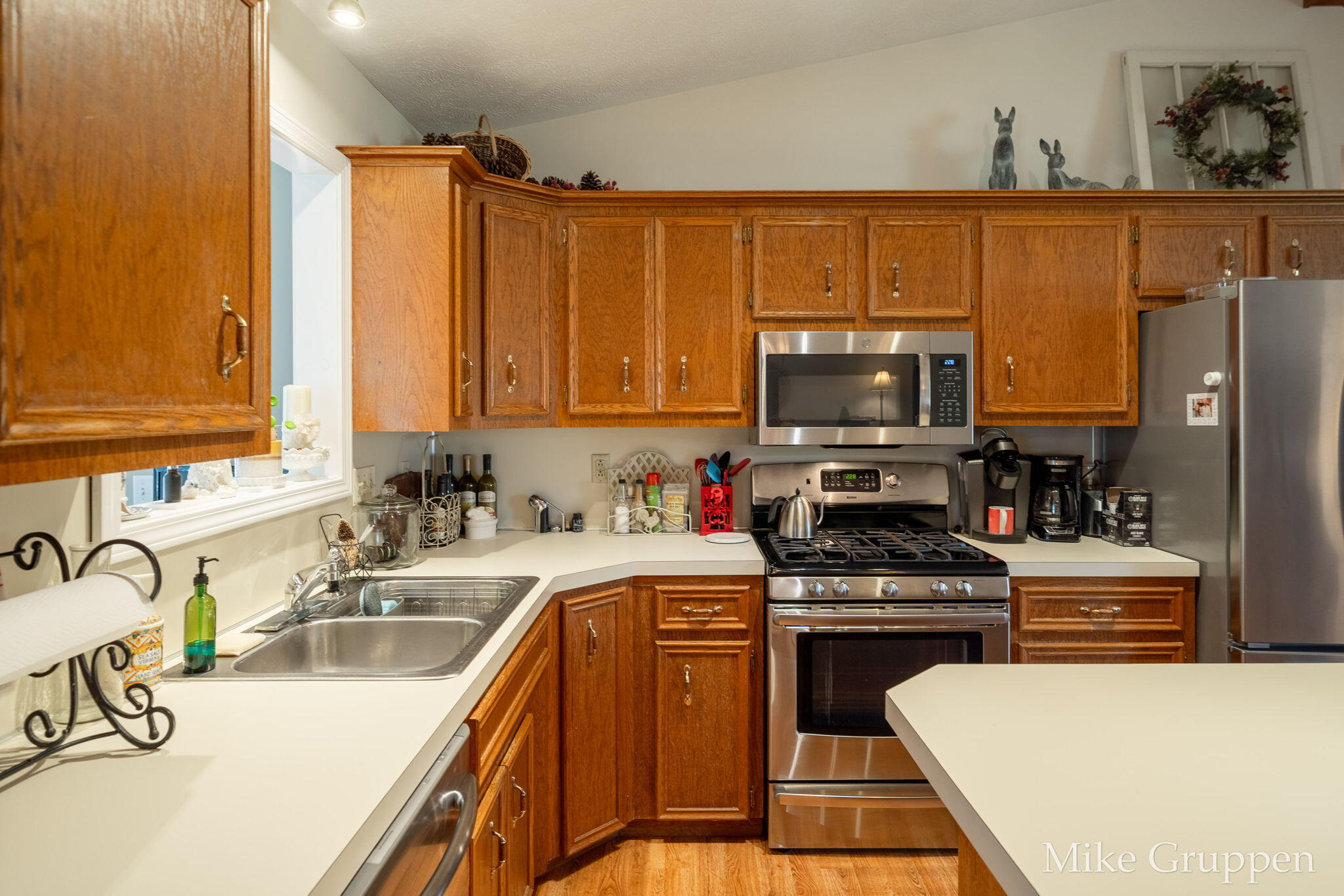 2565 Spring Court Zeeland MI 49464