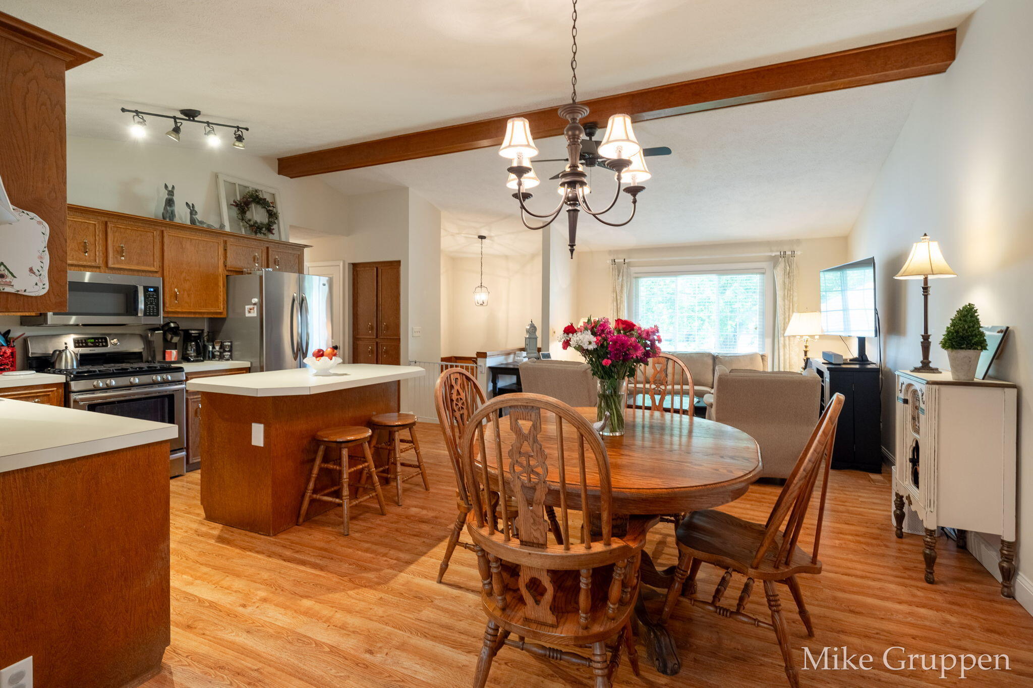 2565 Spring Court Zeeland MI 49464