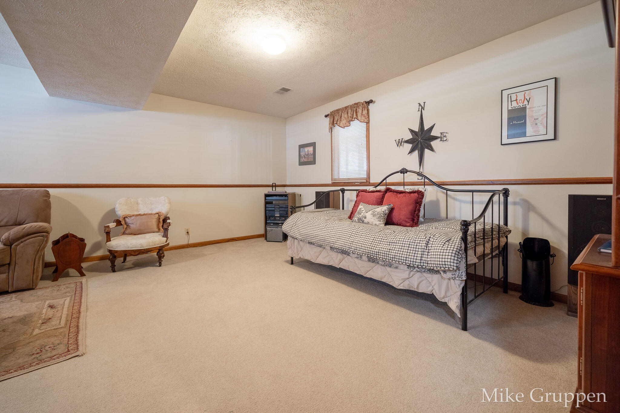 2565 Spring Court Zeeland MI 49464