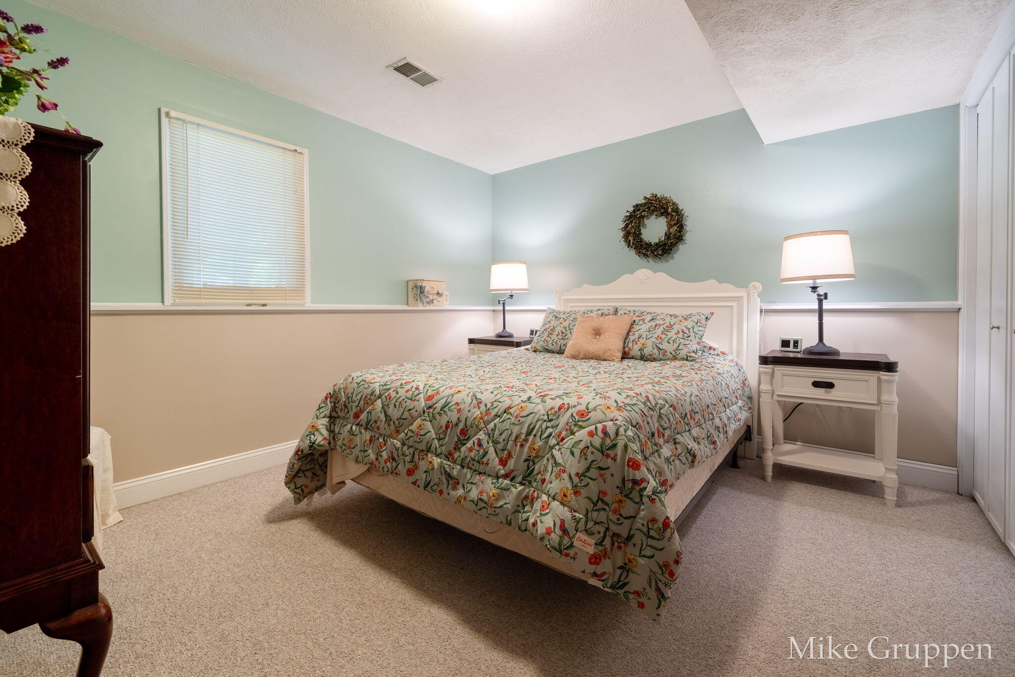 2565 Spring Court Zeeland MI 49464