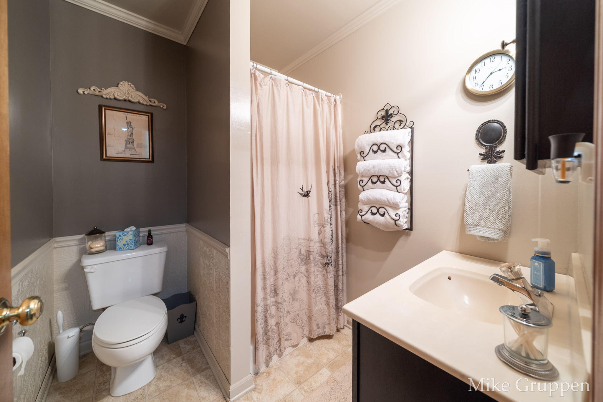 2565 Spring Court Zeeland MI 49464