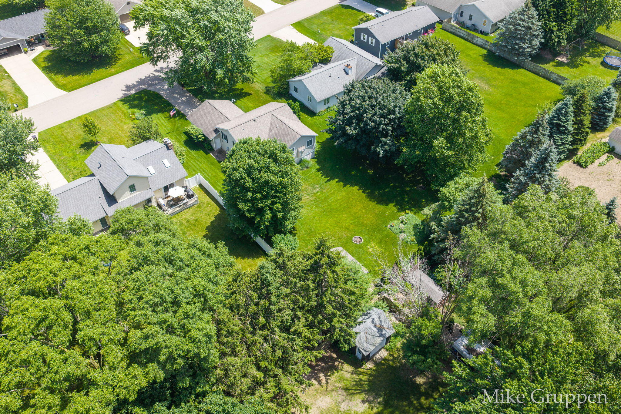 2565 Spring Court Zeeland MI 49464