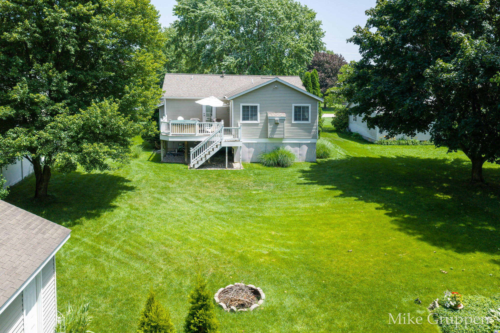 2565 Spring Court Zeeland MI 49464