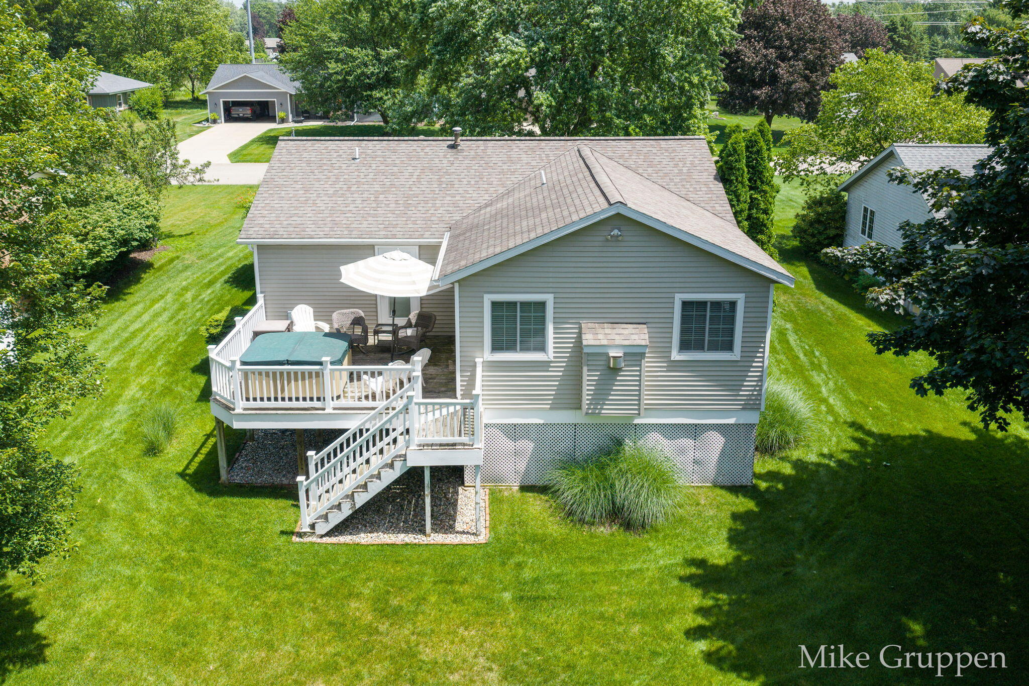 2565 Spring Court Zeeland MI 49464