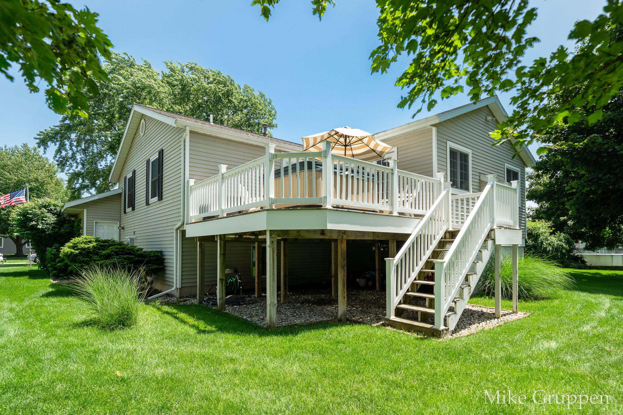 2565 Spring Court Zeeland MI 49464
