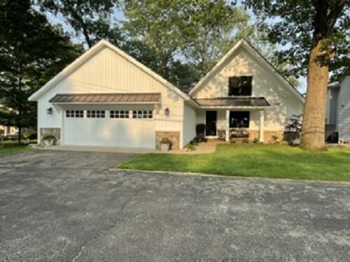 9703 Woodlawn Drive Portage MI 49002