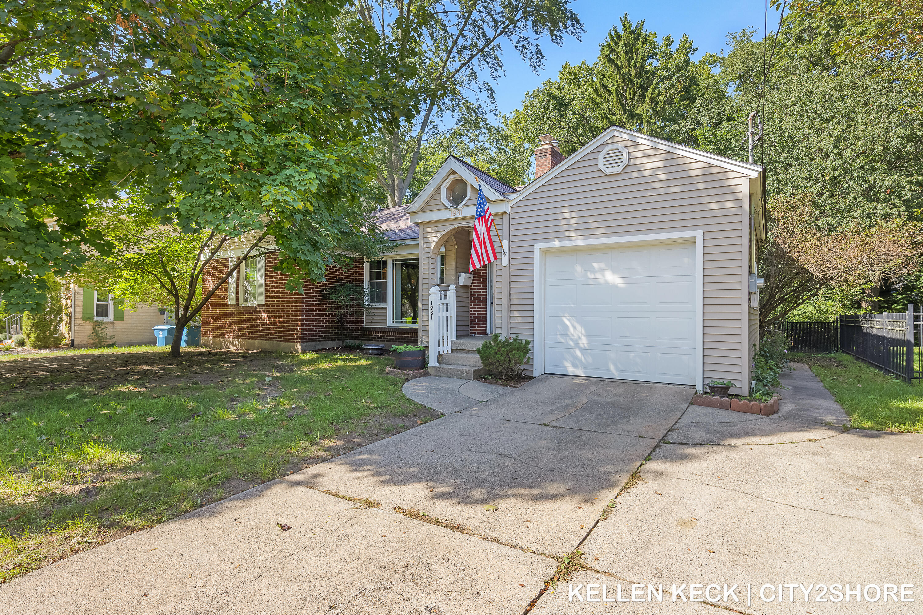 1931 Hall Street SE East Grand Rapids MI 49506