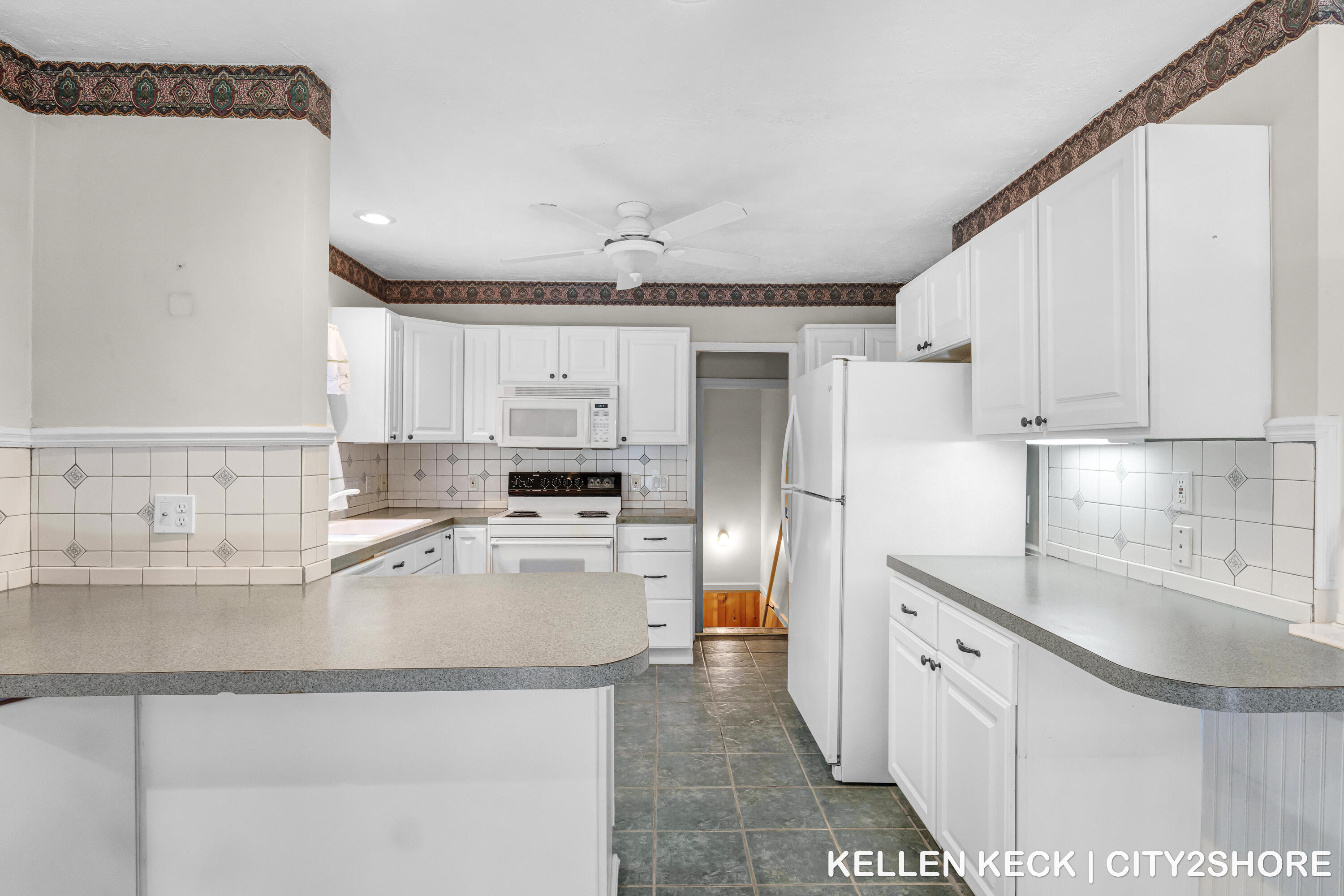 1931 Hall Street SE East Grand Rapids MI 49506