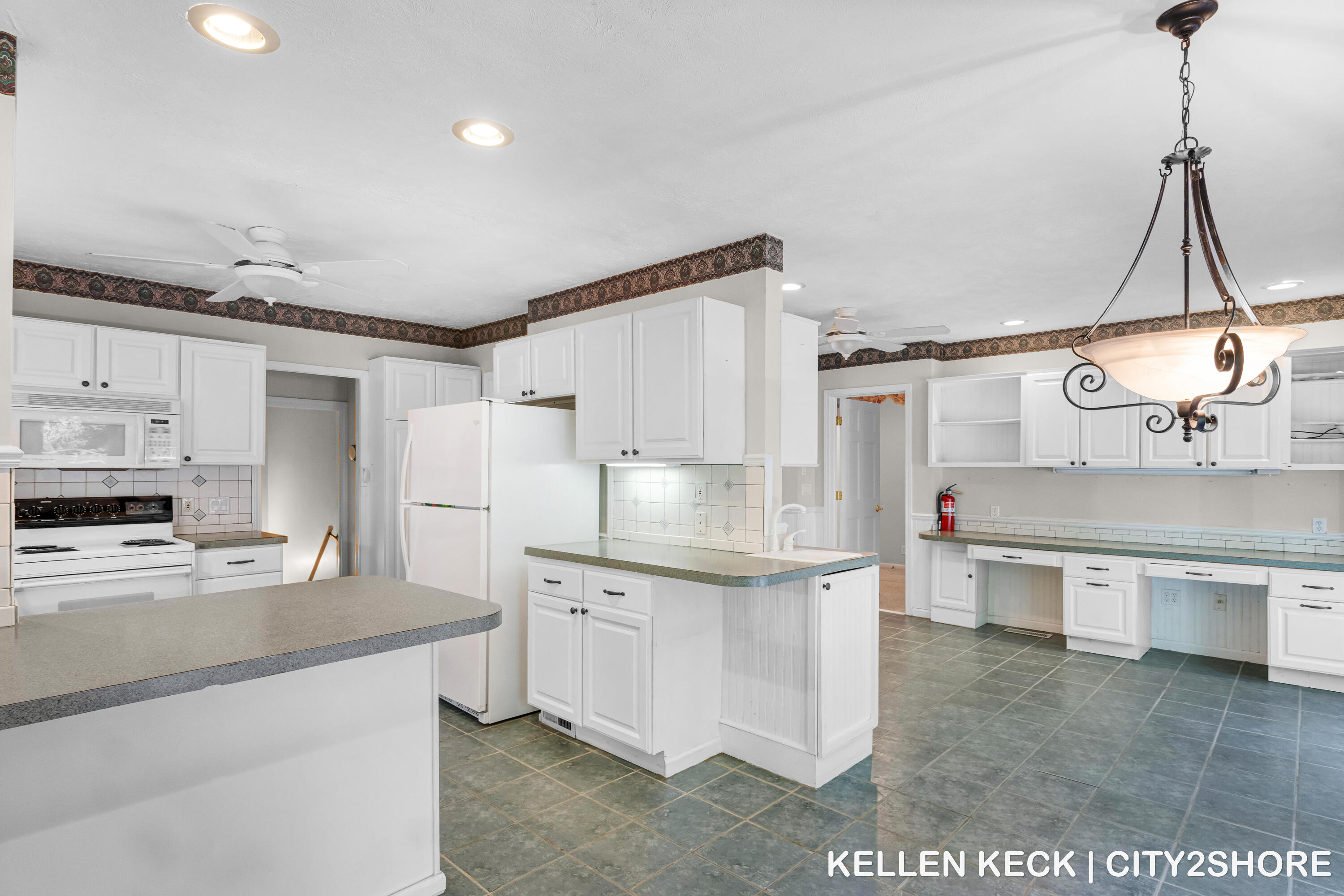 1931 Hall Street SE East Grand Rapids MI 49506