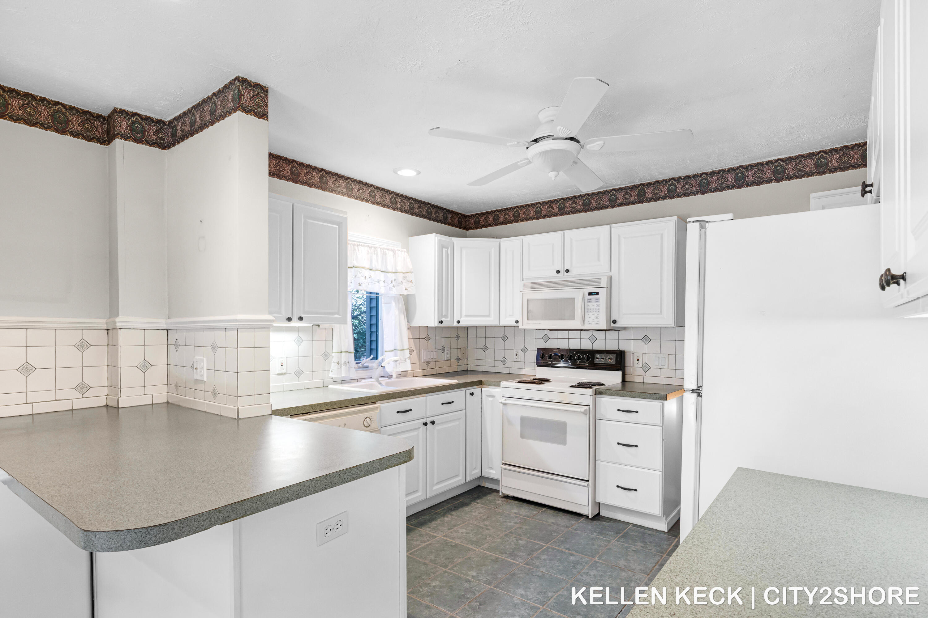 1931 Hall Street SE East Grand Rapids MI 49506