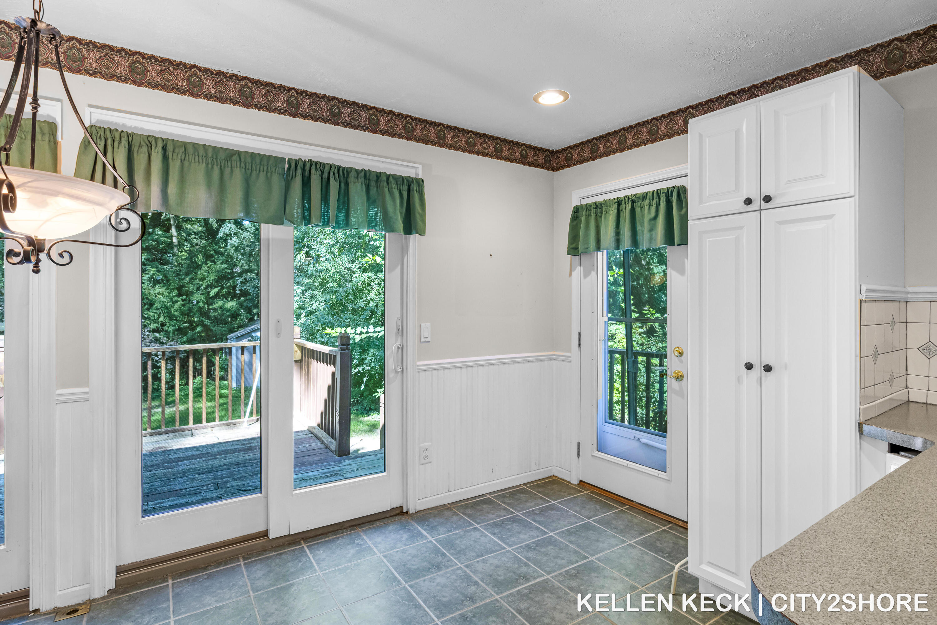 1931 Hall Street SE East Grand Rapids MI 49506