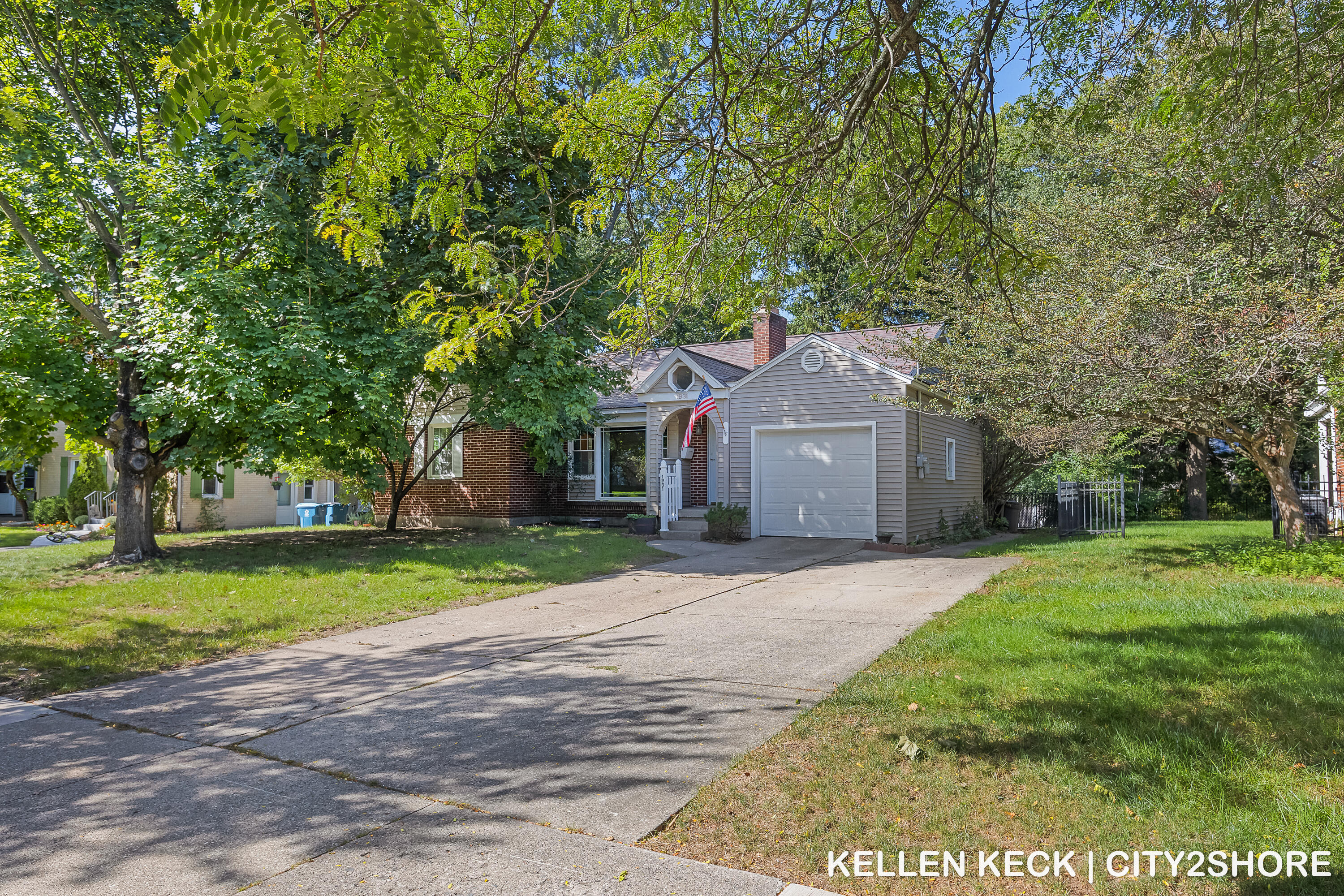 1931 Hall Street SE East Grand Rapids MI 49506