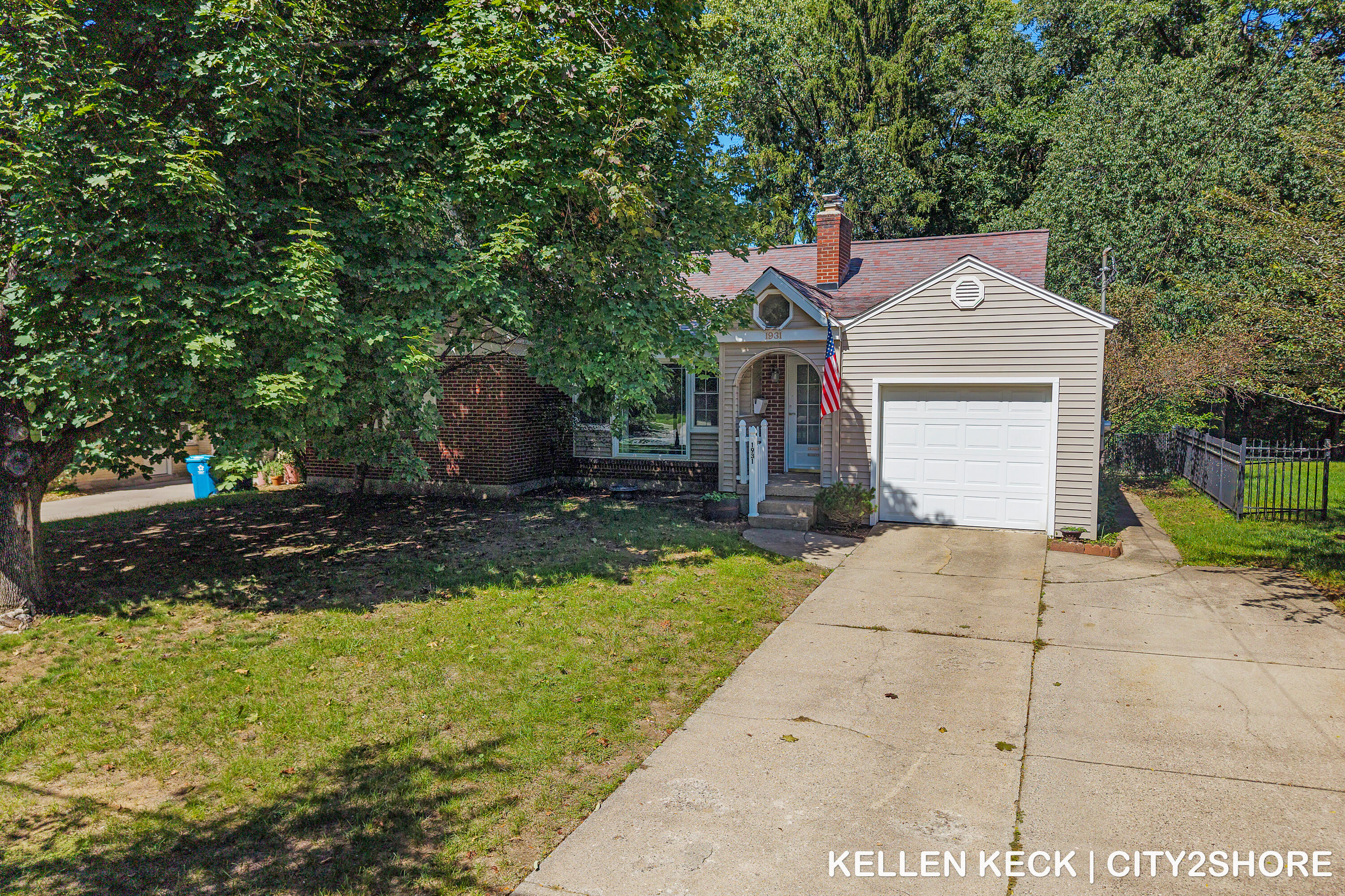 1931 Hall Street SE East Grand Rapids MI 49506