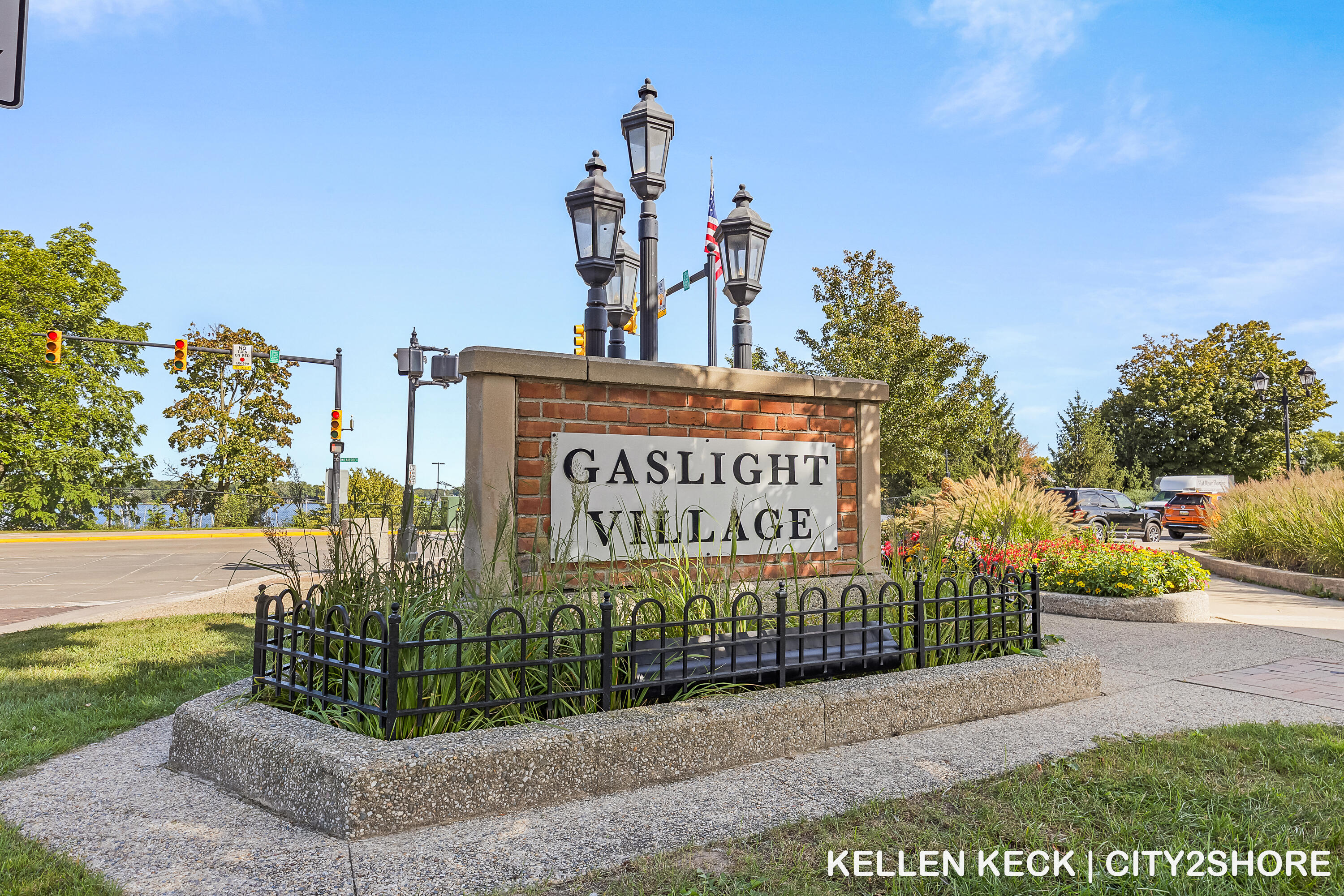 1931 Hall Street SE East Grand Rapids MI 49506