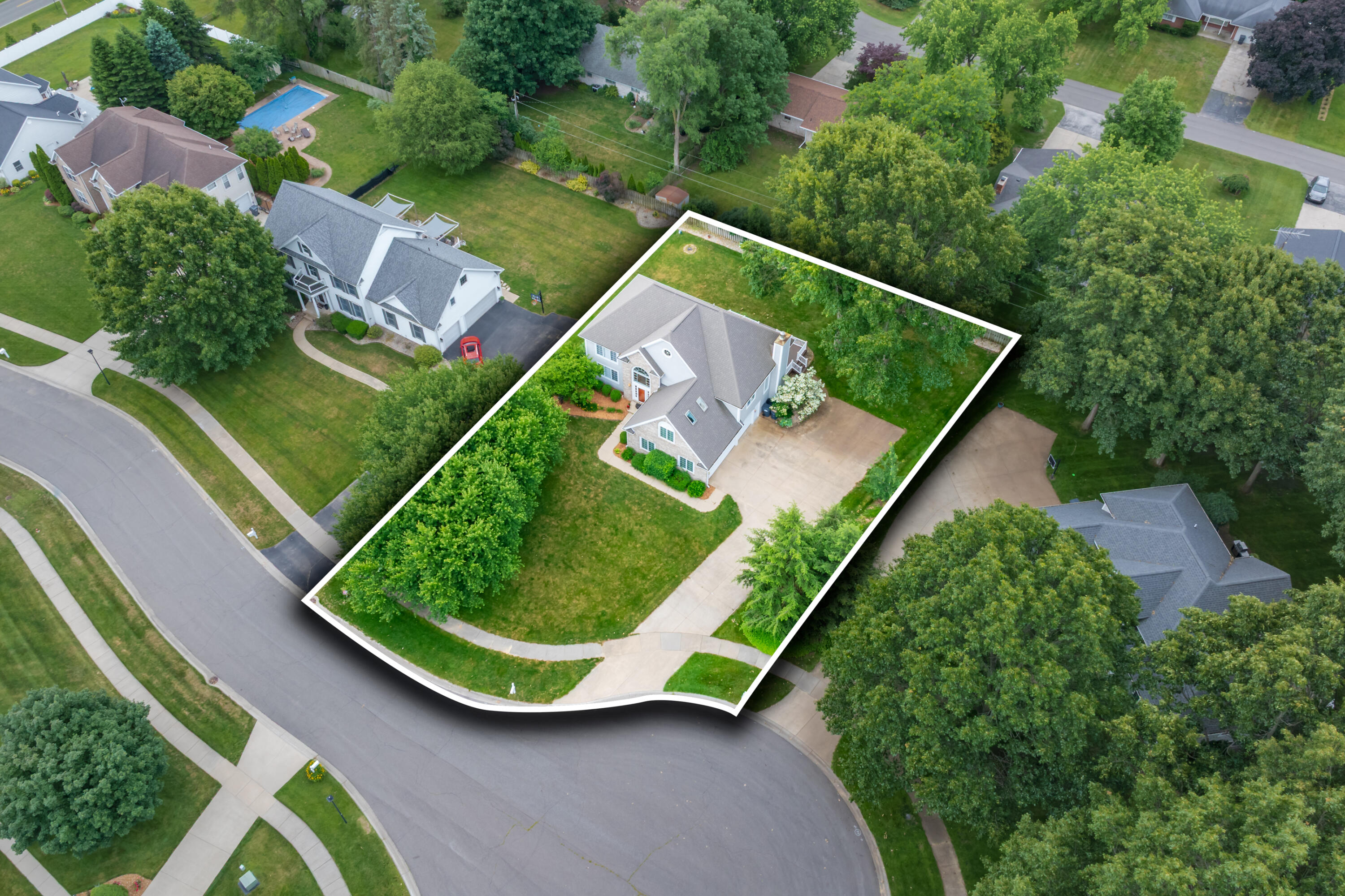 2166 Alpine Court Stevensville MI 49127