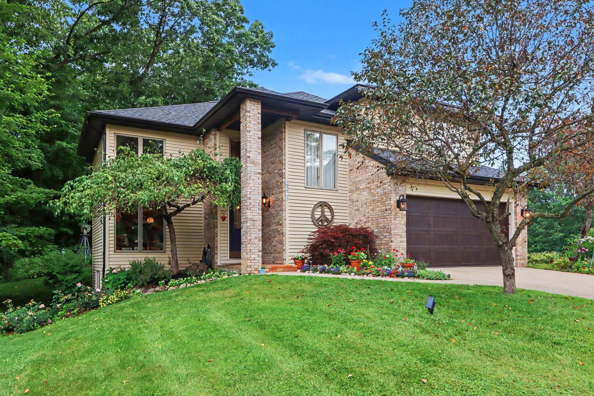 2573 Ramblewood Drive Kalamazoo MI 49009