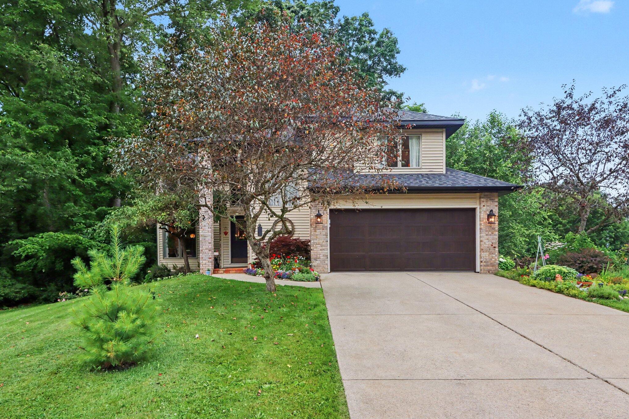 2573 Ramblewood Drive Kalamazoo MI 49009