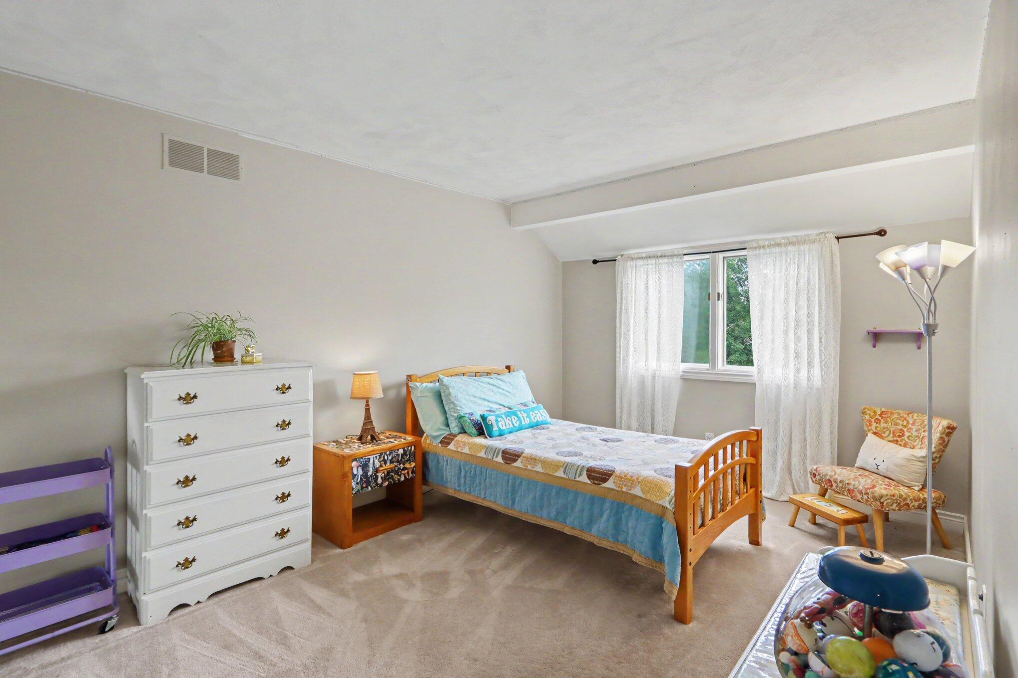 2573 Ramblewood Drive Kalamazoo MI 49009