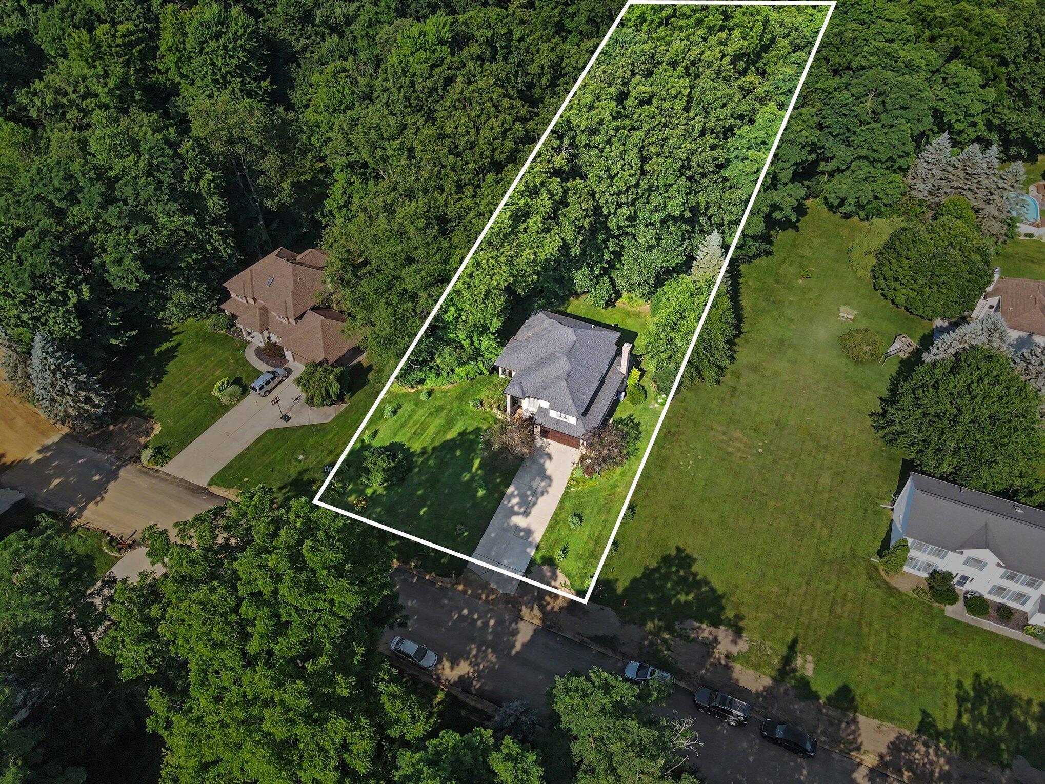 2573 Ramblewood Drive Kalamazoo MI 49009