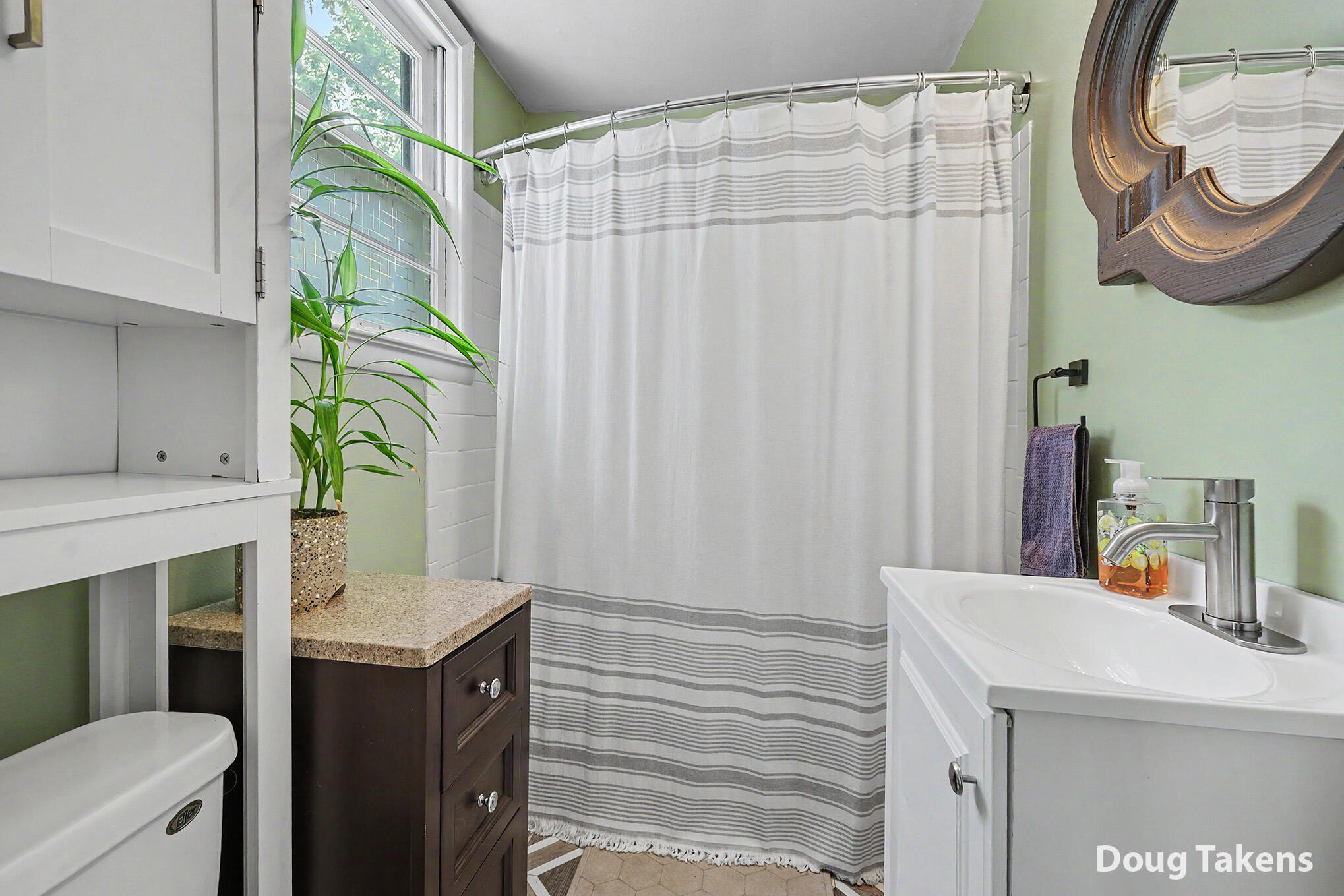 12 Travis Street NE Grand Rapids MI 49505