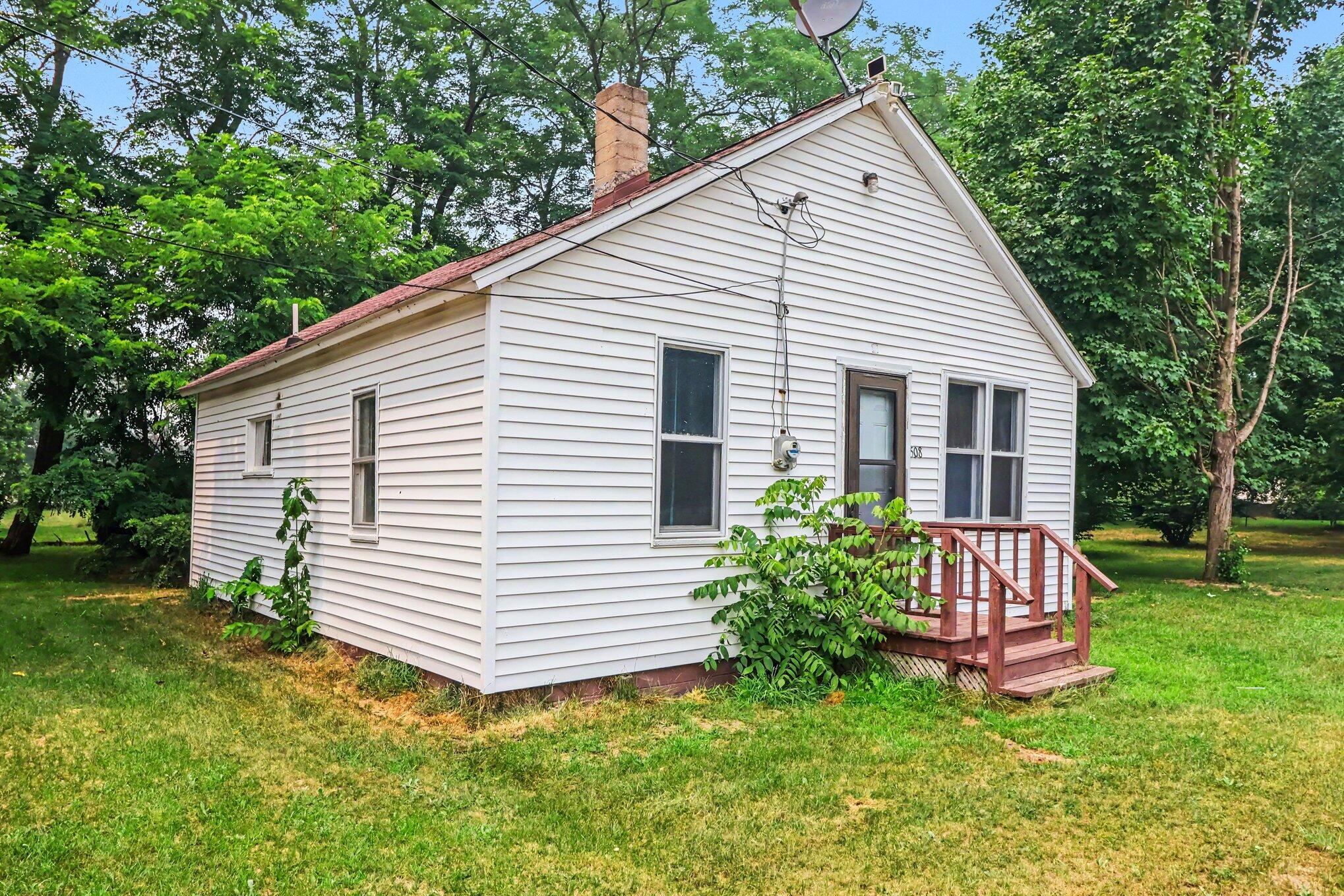 508 Maple Street Decatur MI 49045
