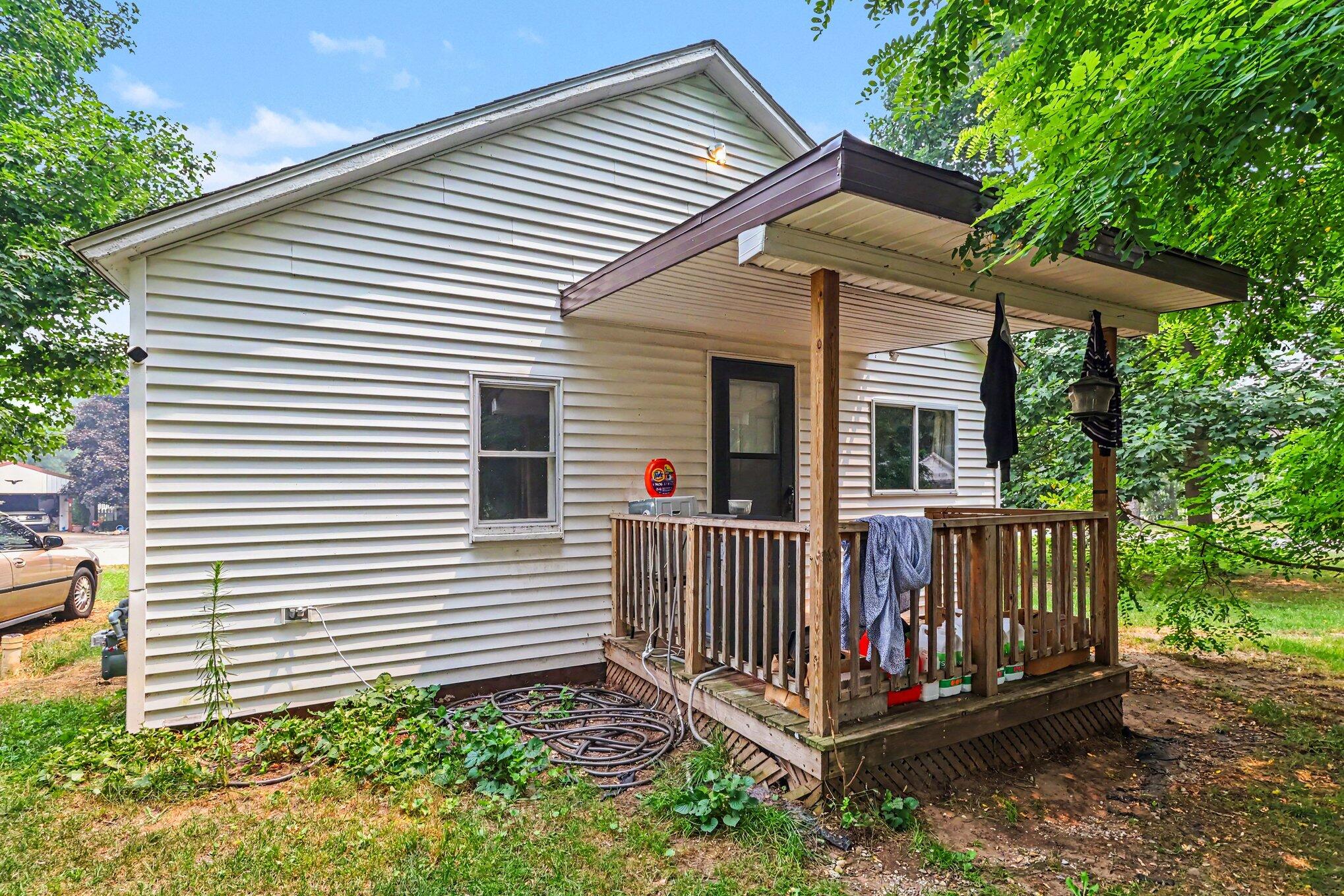 508 Maple Street Decatur MI 49045