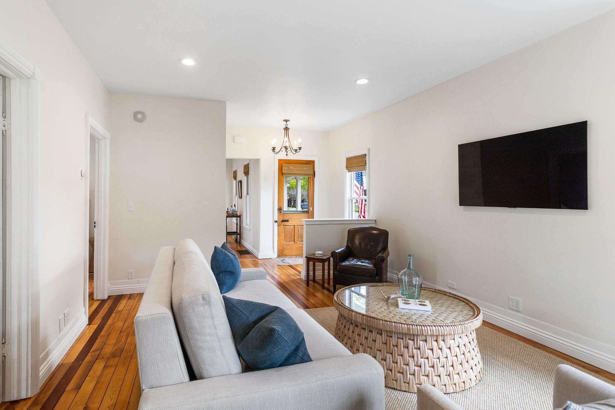118 S Spring Street Douglas MI 49406