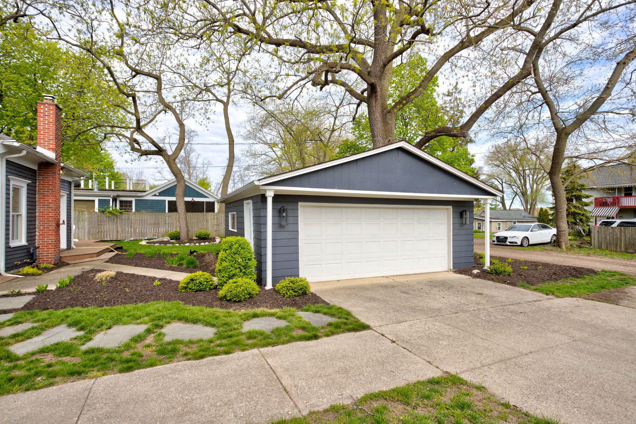 118 S Spring Street Douglas MI 49406