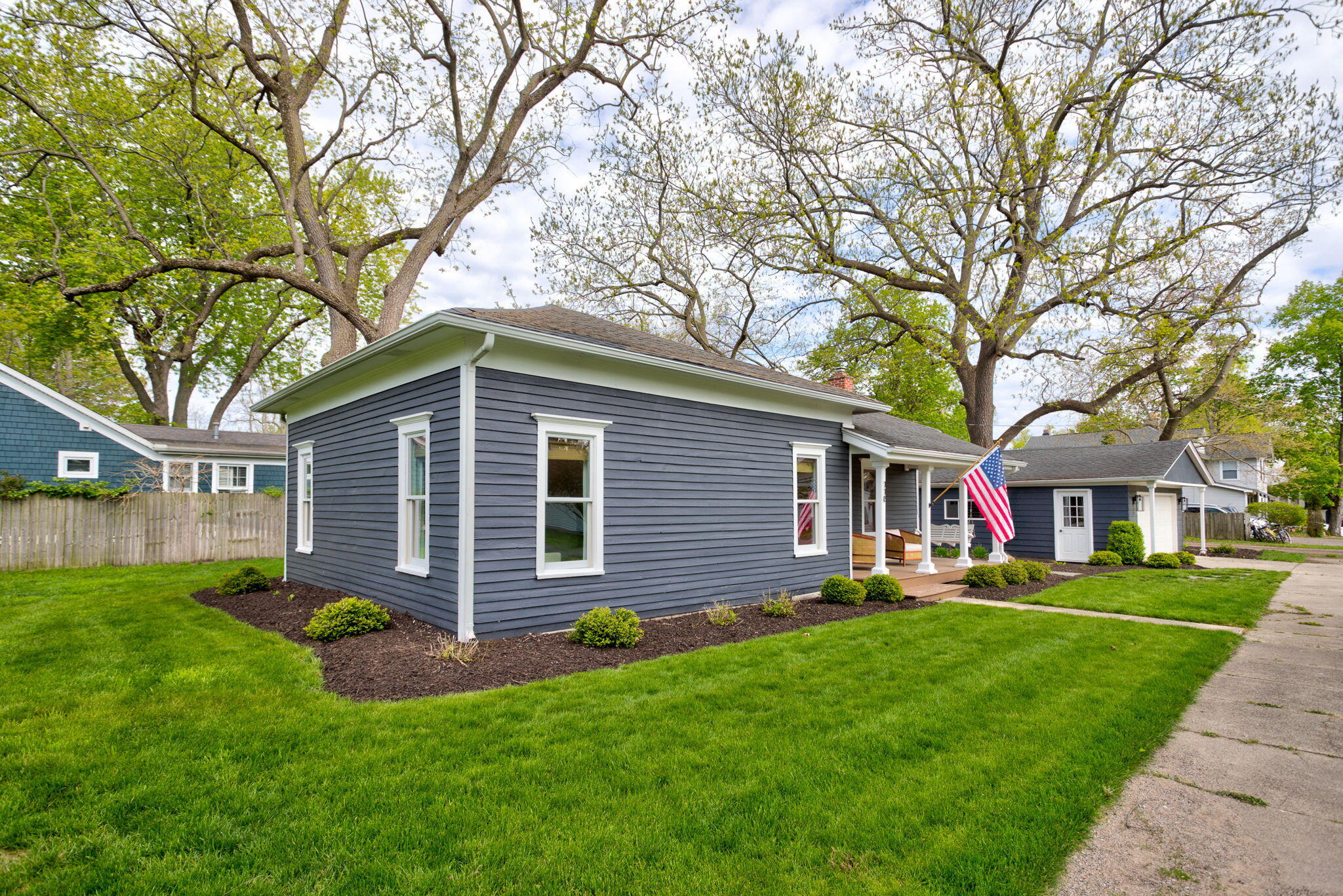 118 S Spring Street Douglas MI 49406