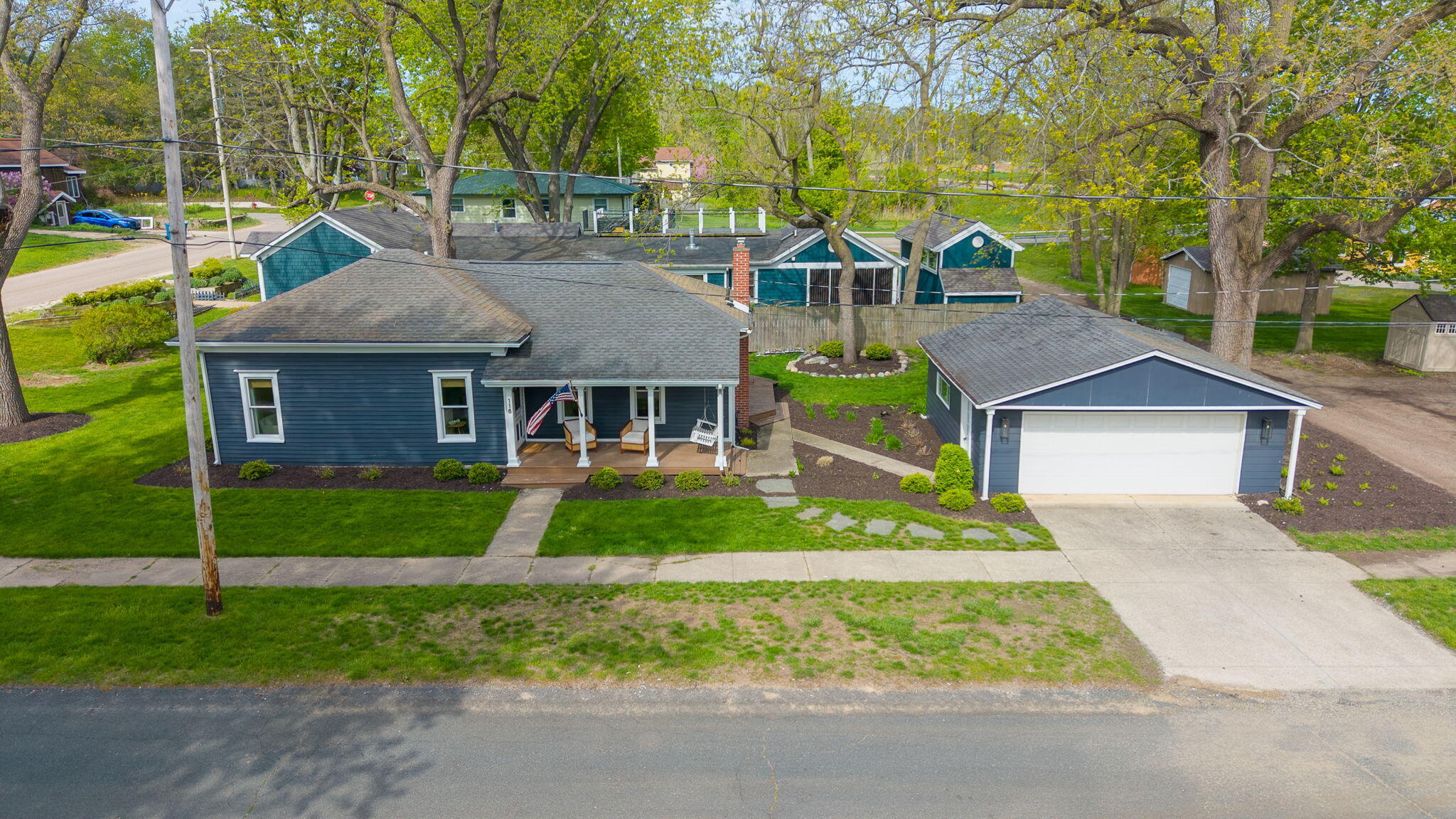 118 S Spring Street Douglas MI 49406