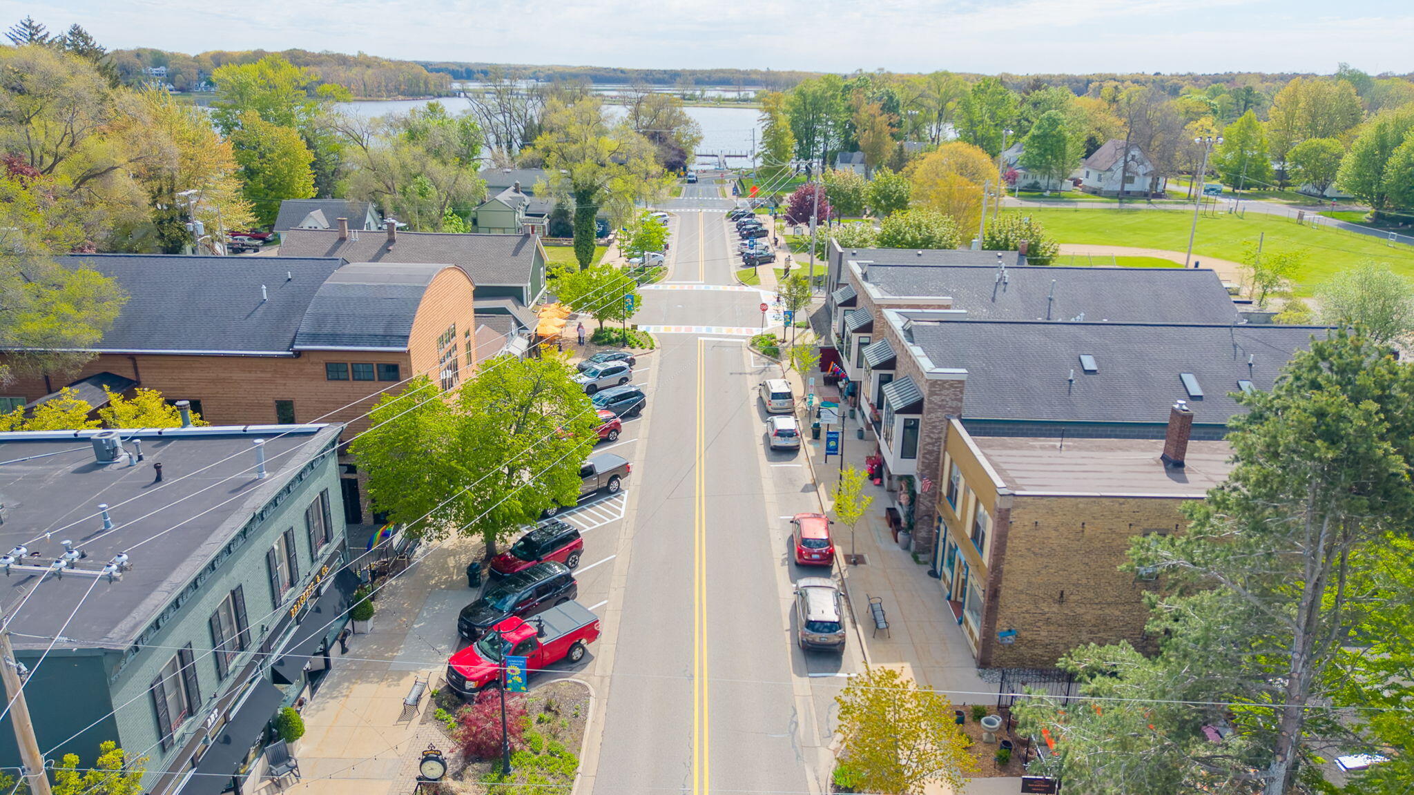 118 S Spring Street Douglas MI 49406