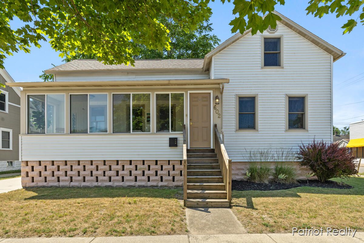 602 Jackson Street Grand Haven MI 49417