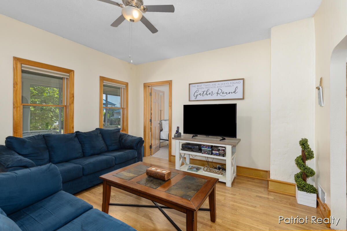 602 Jackson Street Grand Haven MI 49417