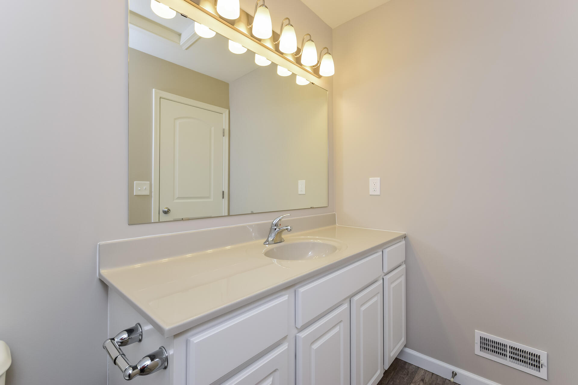 5714 Landrum Trail Portage MI 49024
