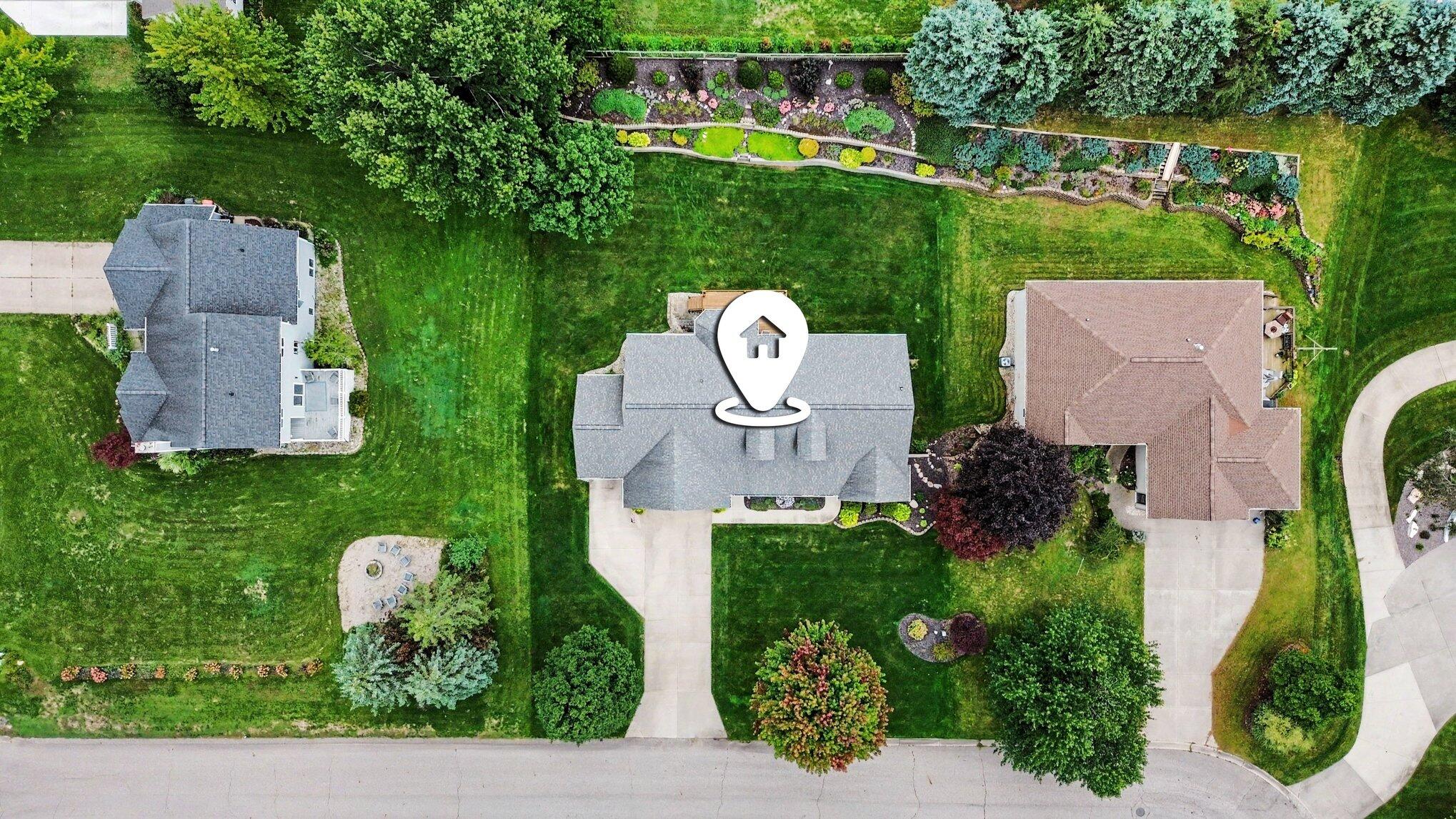 898 Mid Bluff Drive Zeeland MI 49464