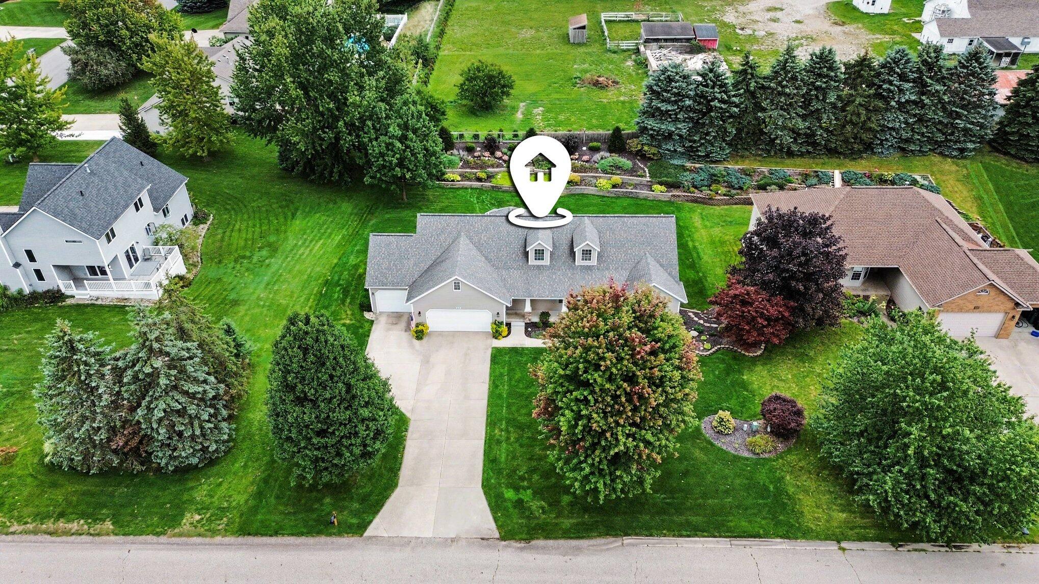 898 Mid Bluff Drive Zeeland MI 49464