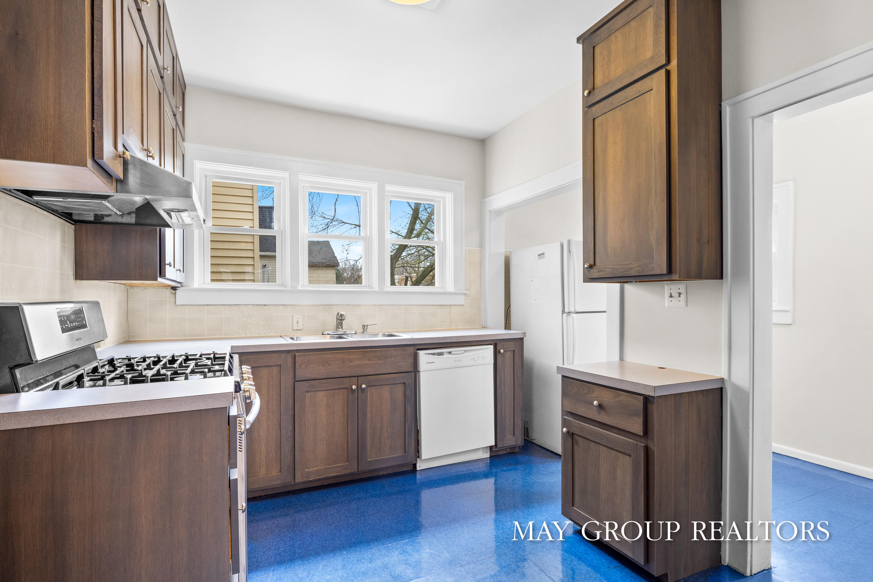 28 Benjamin Avenue SE Grand Rapids MI 49506