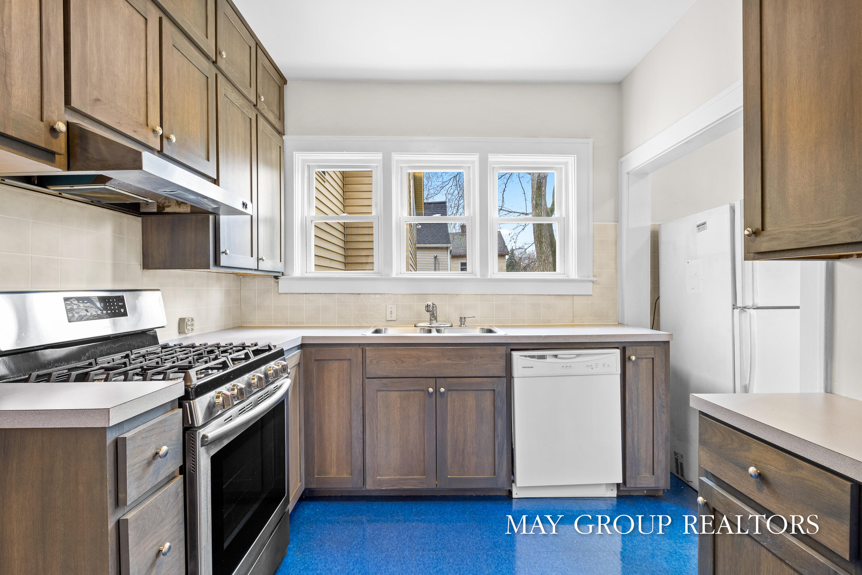 28 Benjamin Avenue SE Grand Rapids MI 49506