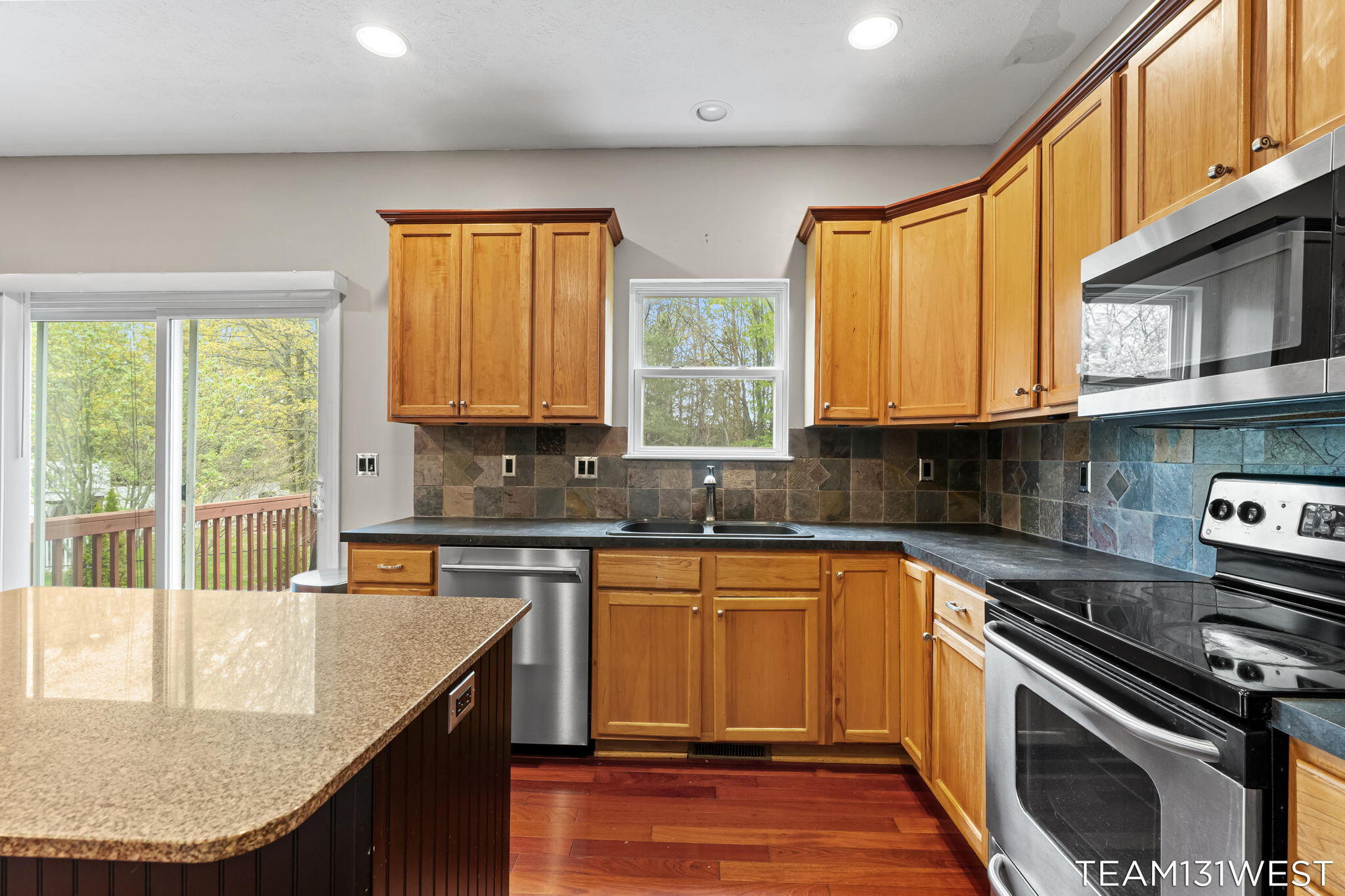 339 Sandy Court Holland MI 49424