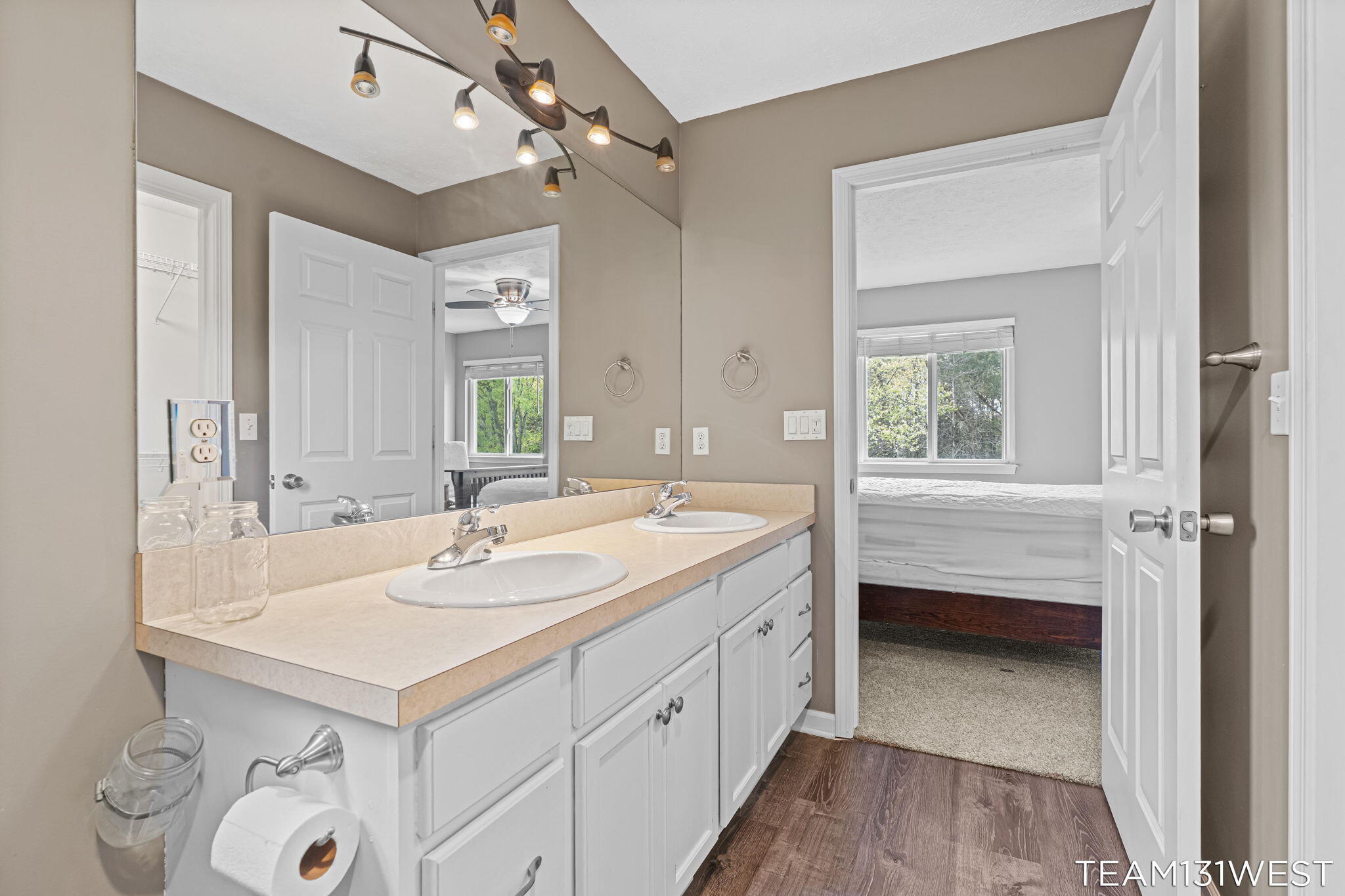 339 Sandy Court Holland MI 49424