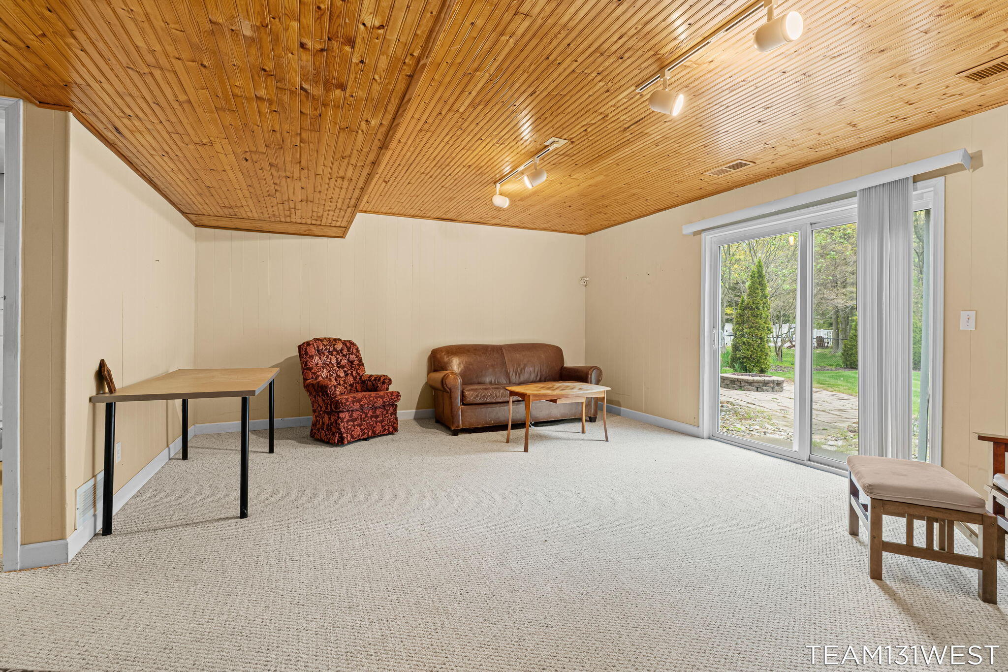 339 Sandy Court Holland MI 49424