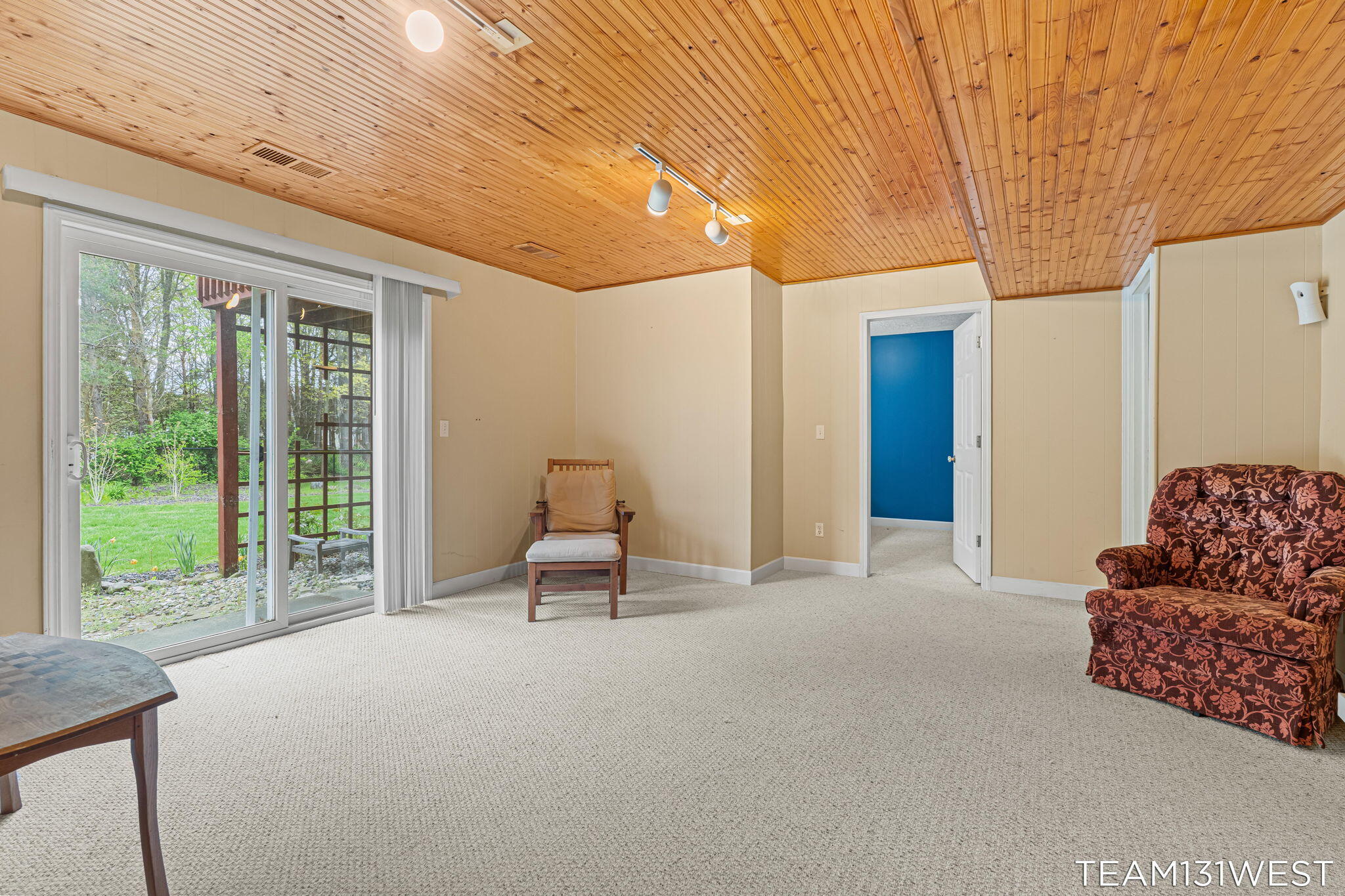 339 Sandy Court Holland MI 49424