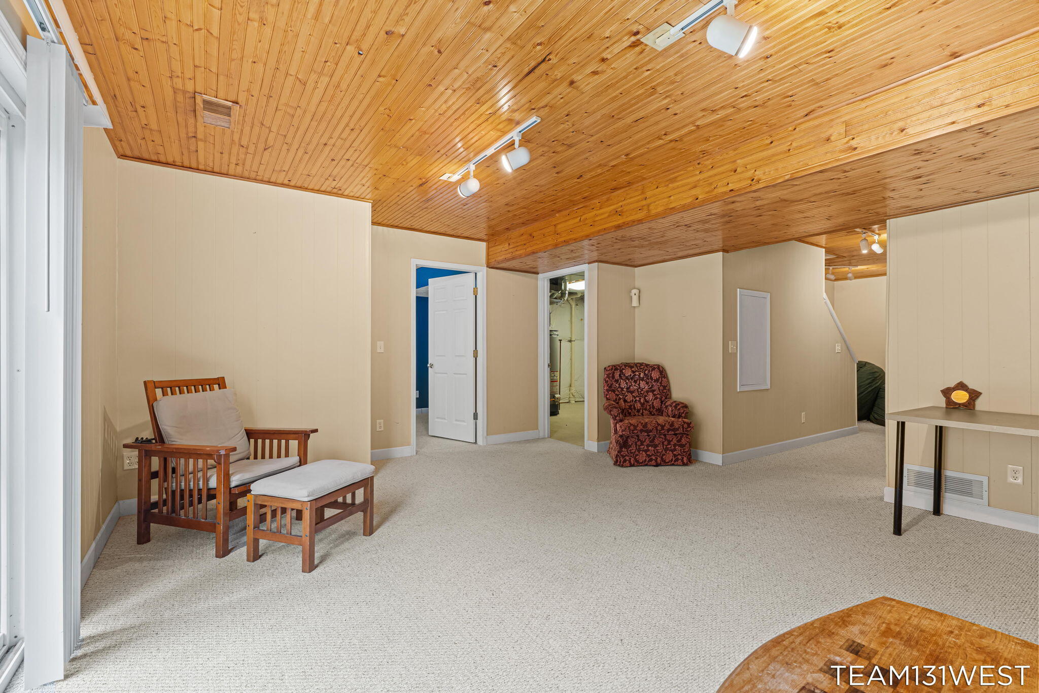 339 Sandy Court Holland MI 49424