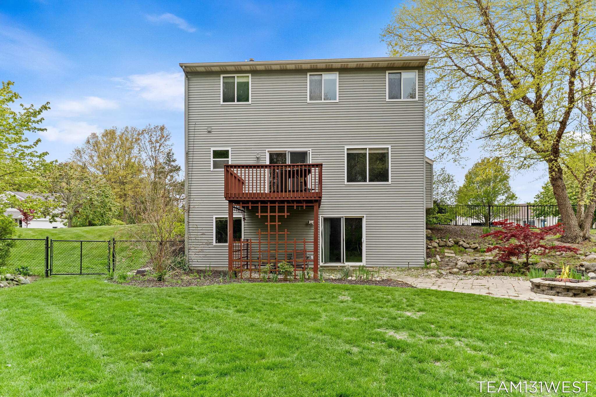 339 Sandy Court Holland MI 49424